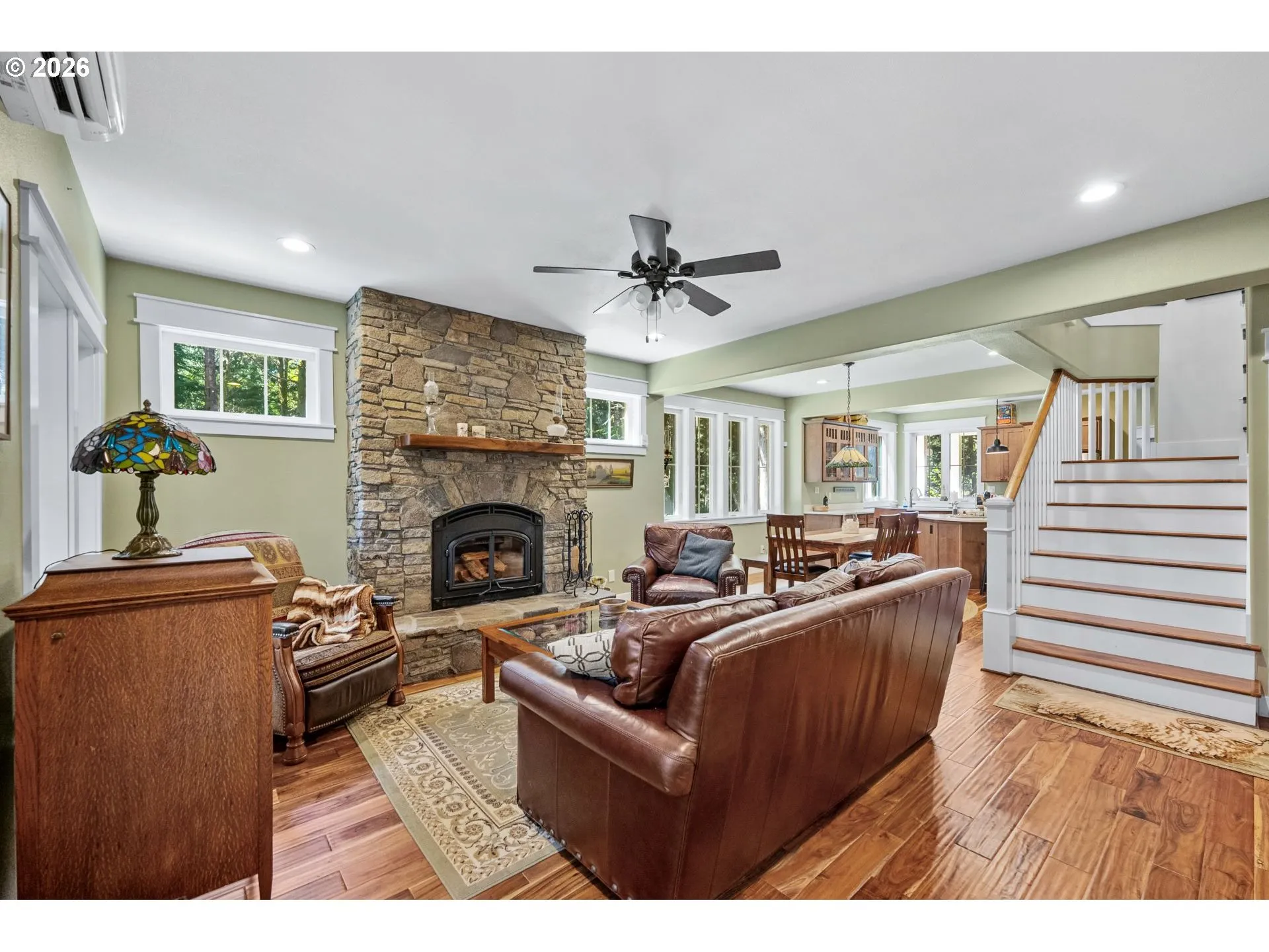 Living Room-Ceiling Fan