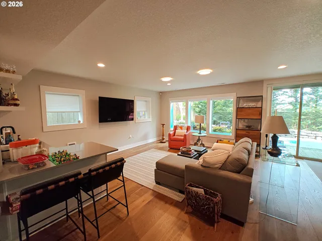 Family Room-Lower
