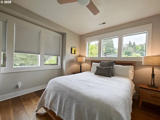 Bedroom-#2 Upper