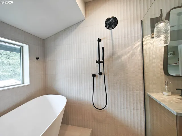Owner's Suite Bathroom