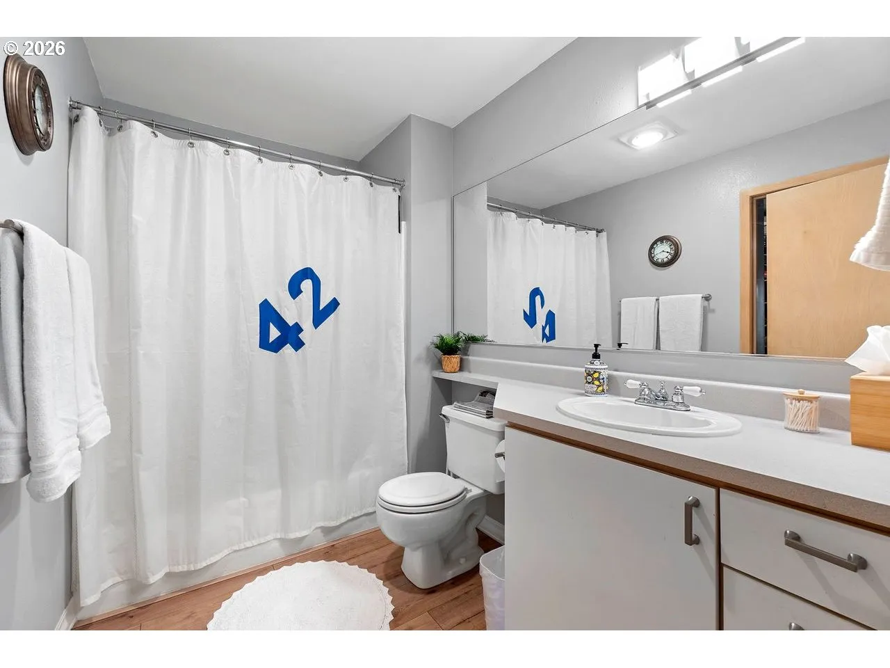 Bathroom, Attached