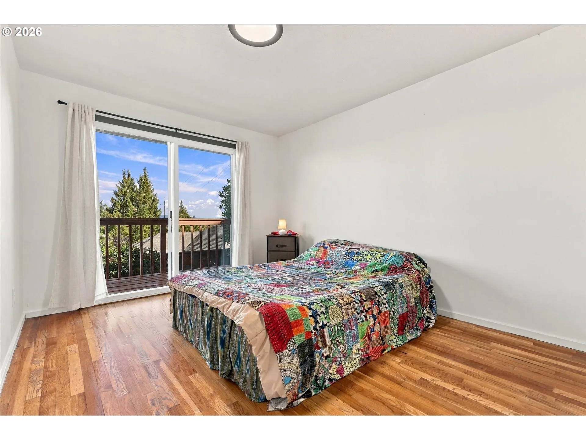Bedroom, Owner's Suite-Main
