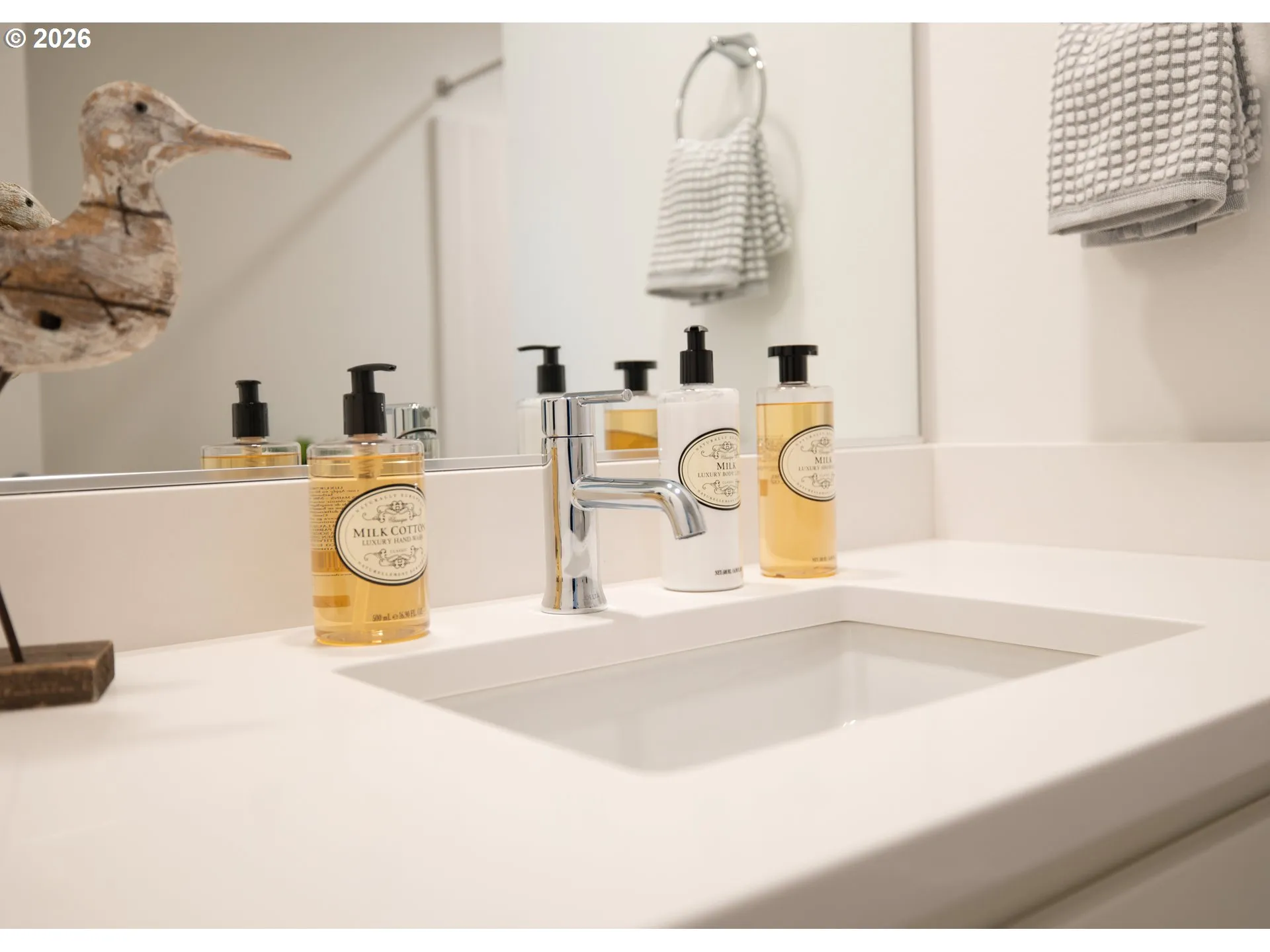 Bathroom, Attached-Upper