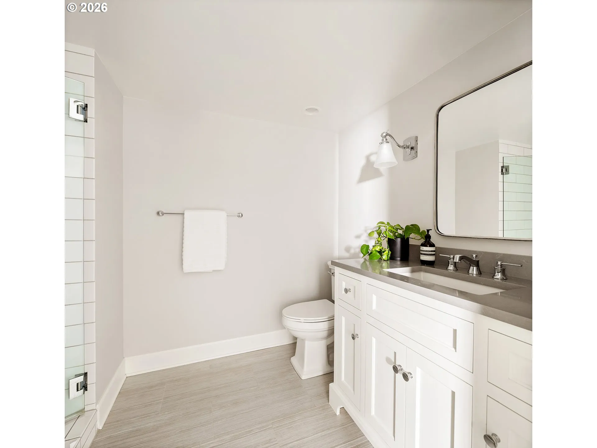 Bathroom-Lower