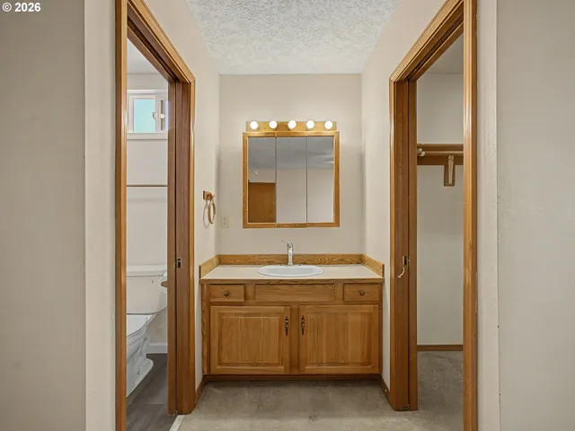 Primary Bedroom-Attached Bathroom