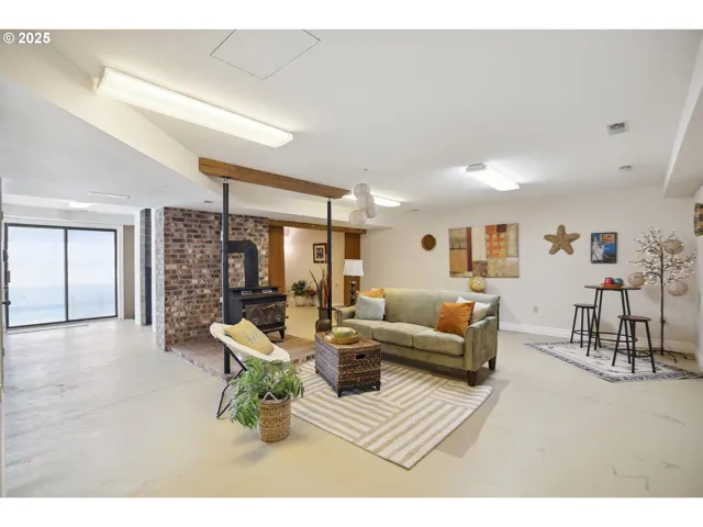 Basement-Finished