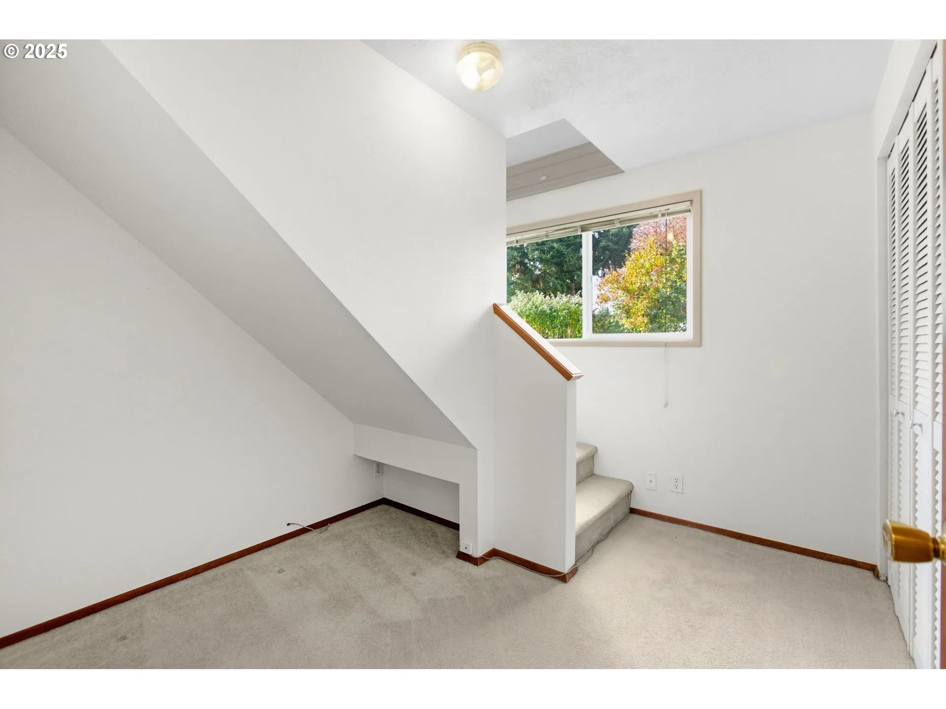 Staircase-To Upper Level