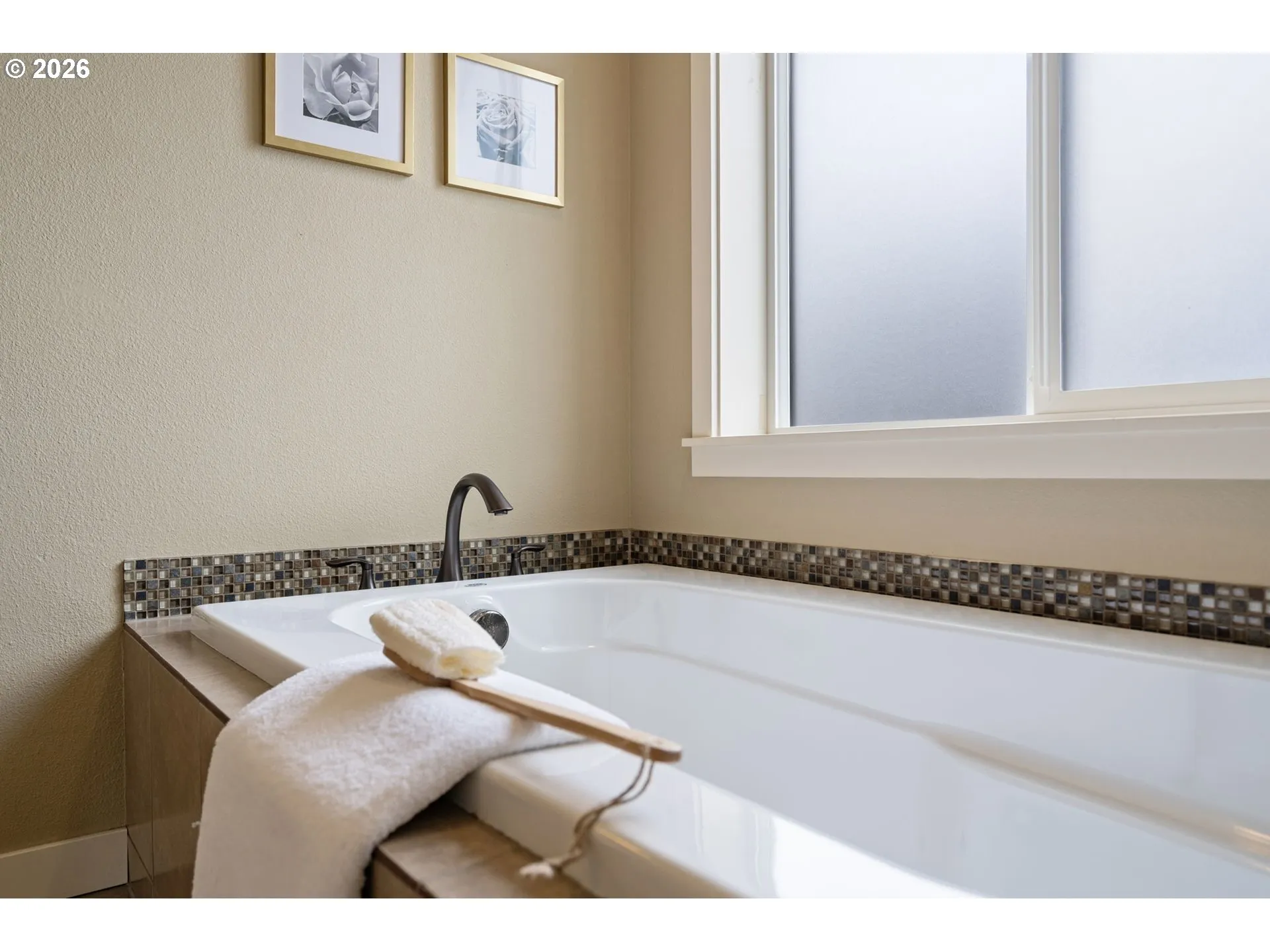 Bedroom, Primary-Upper
