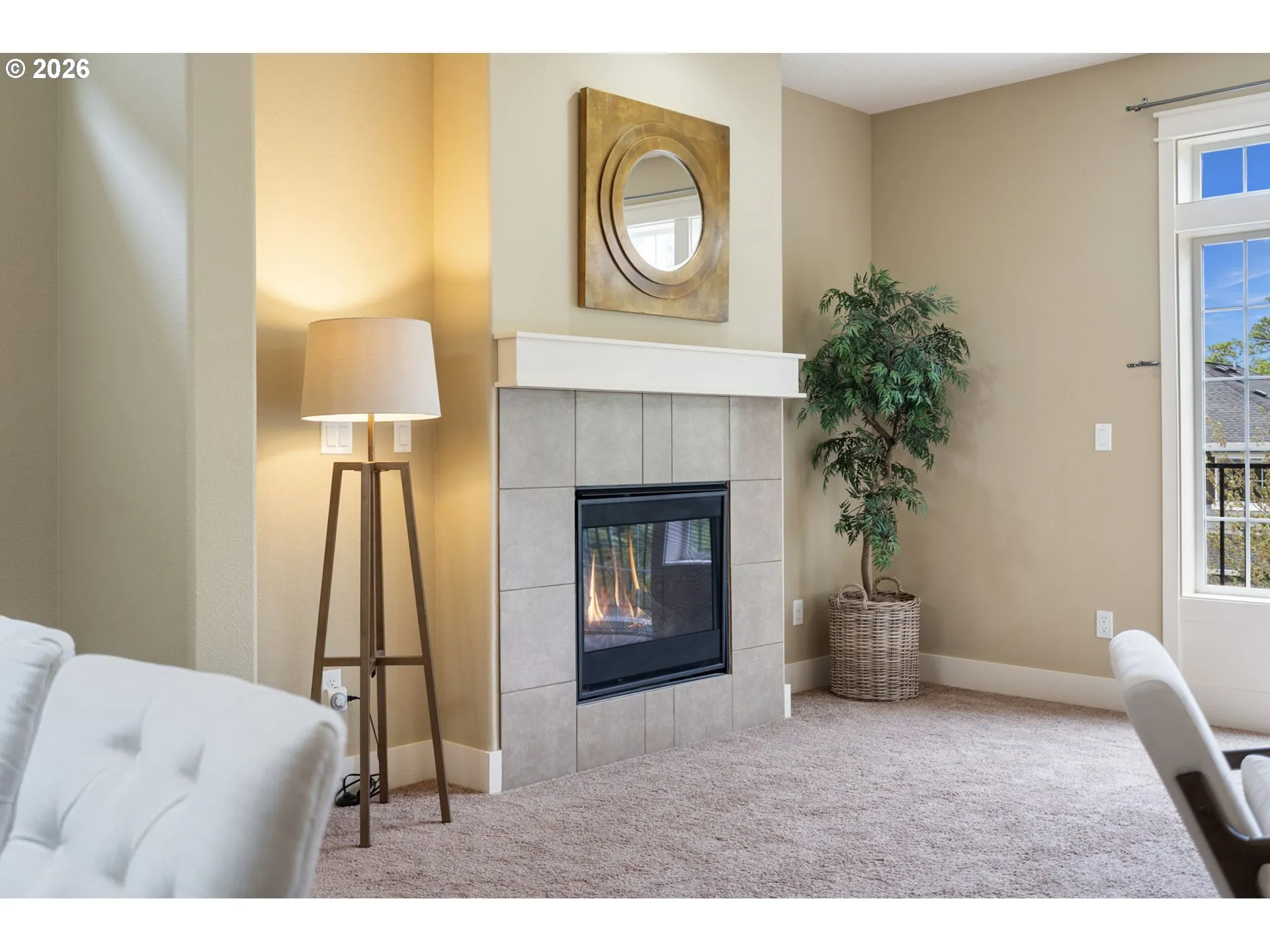Living Room-Fireplace