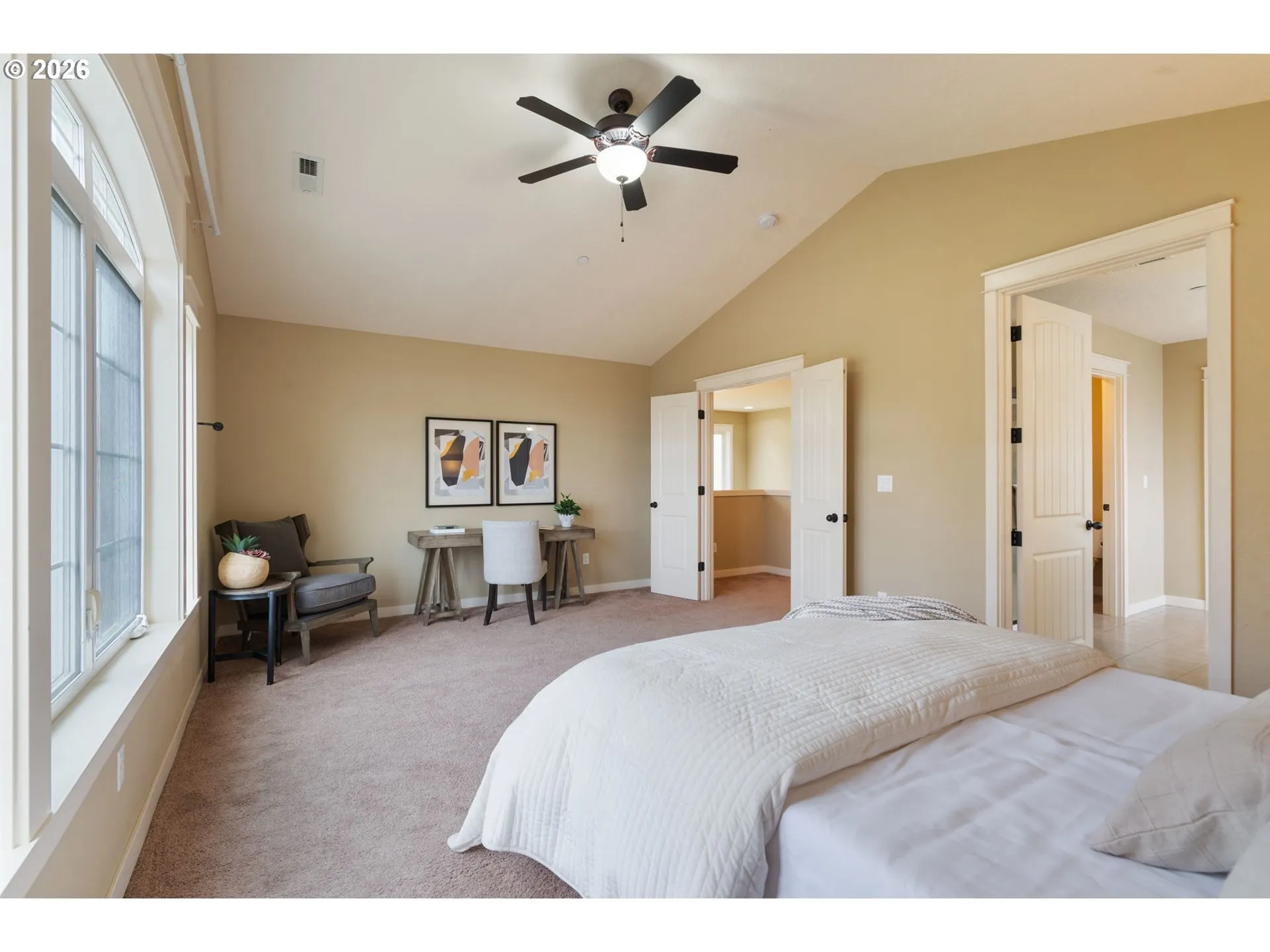 Bedroom, Primary-Vaulted Ceilings