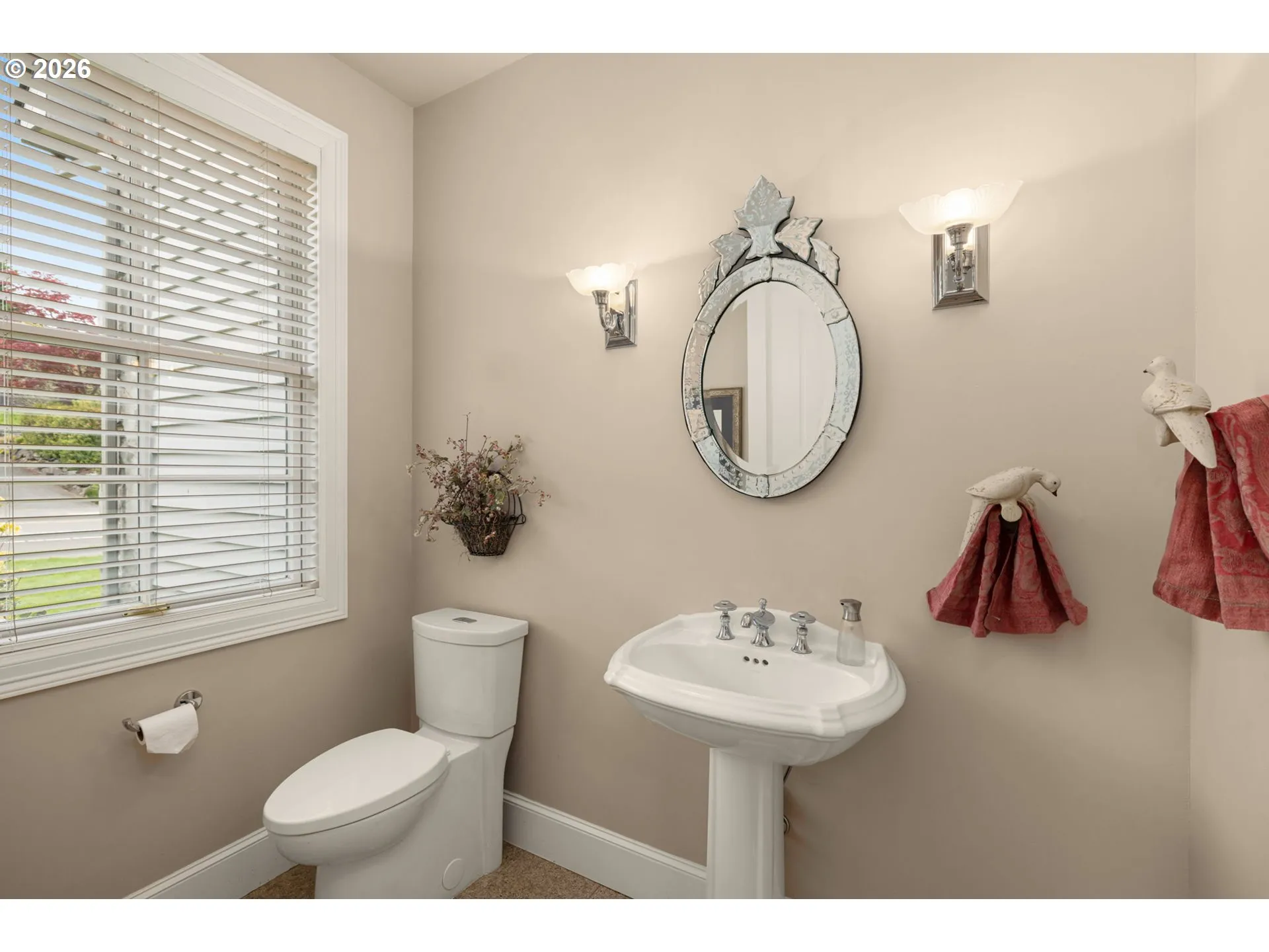 Bathroom, Continental-Main