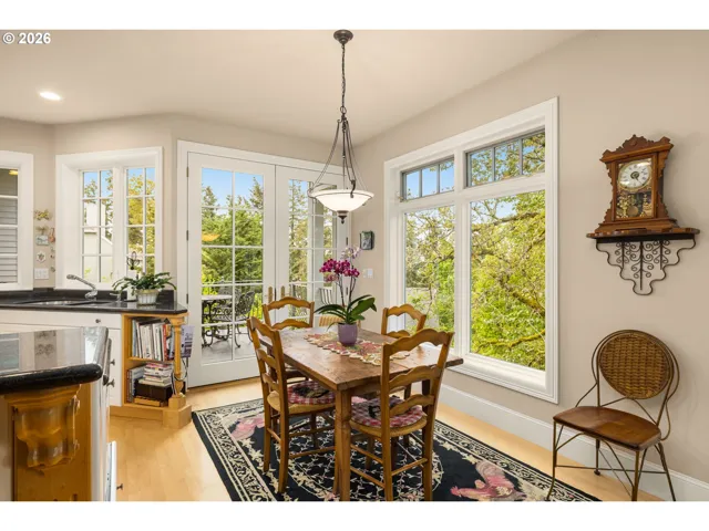Kitchen/Nook