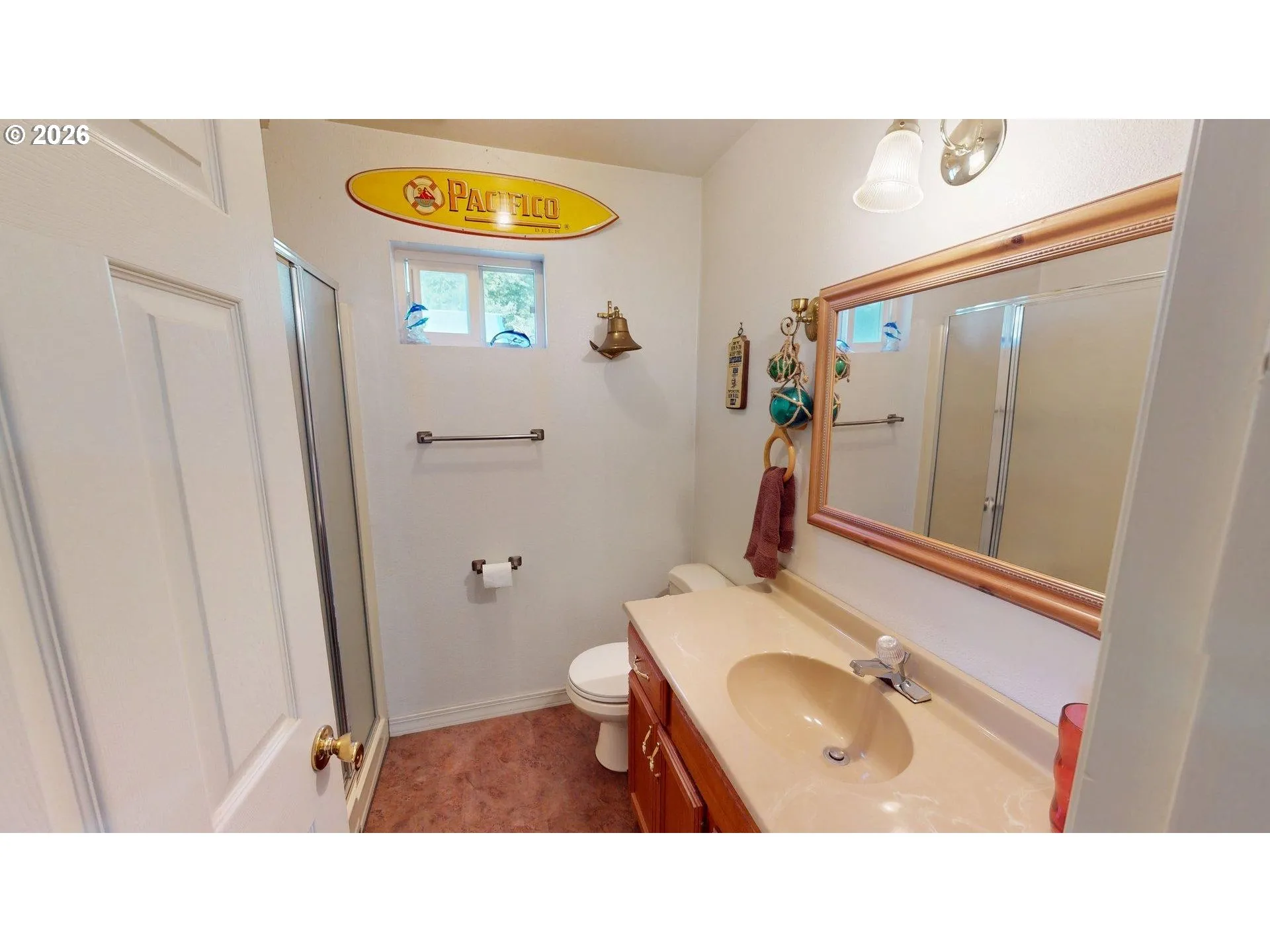Bathroom-Upper