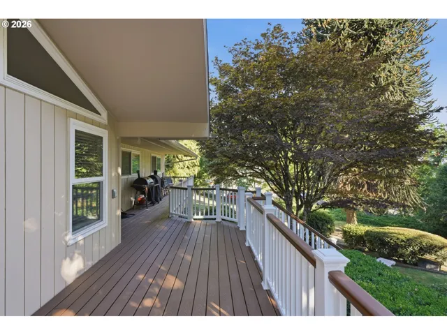 Deck-Main