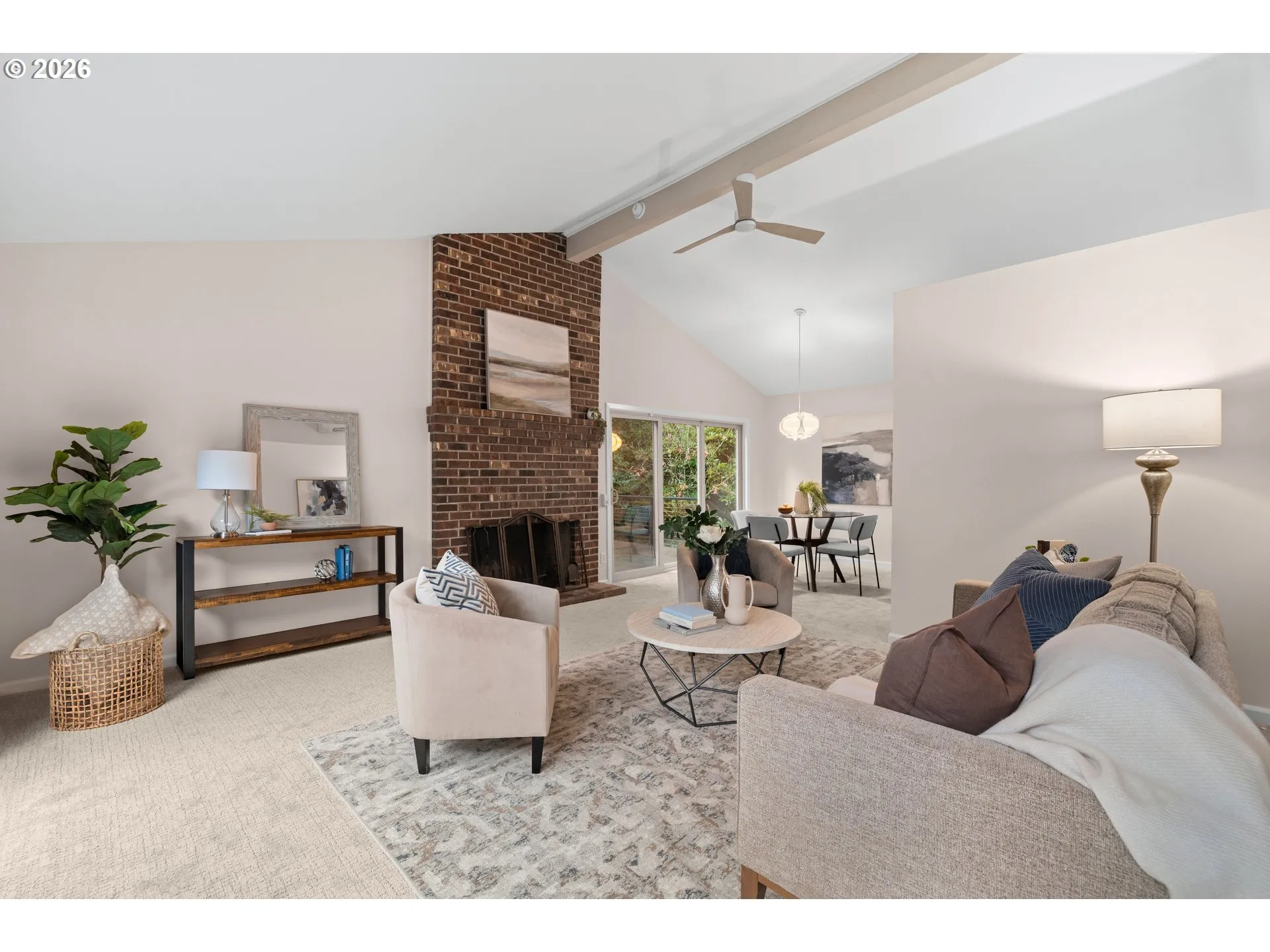 Living Room-Vaulted Ceilings