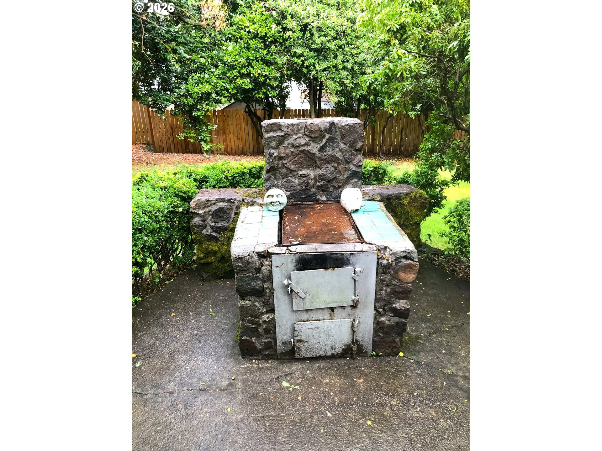 Barbecue Pit