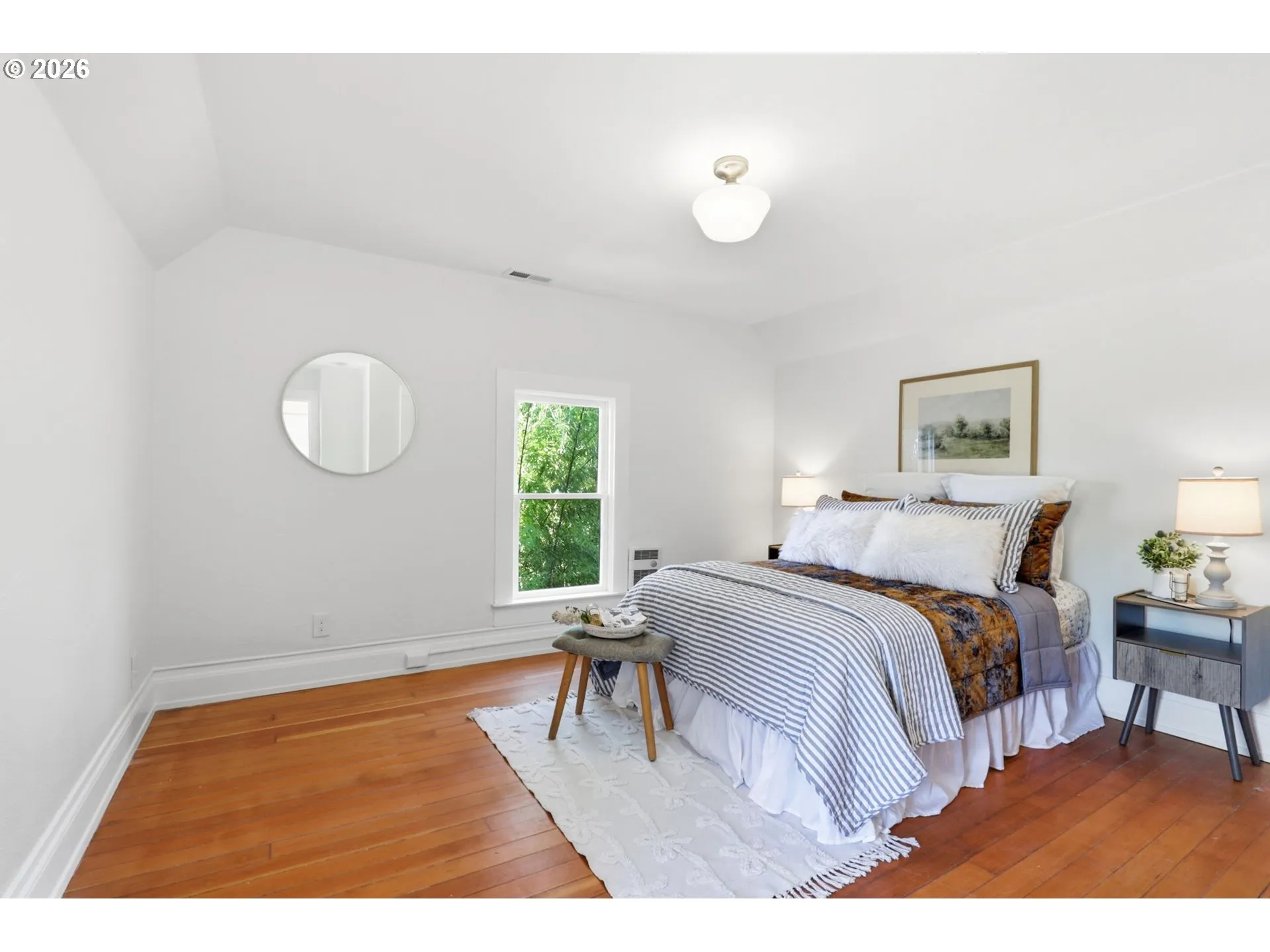 Bedroom, Primary-Upper