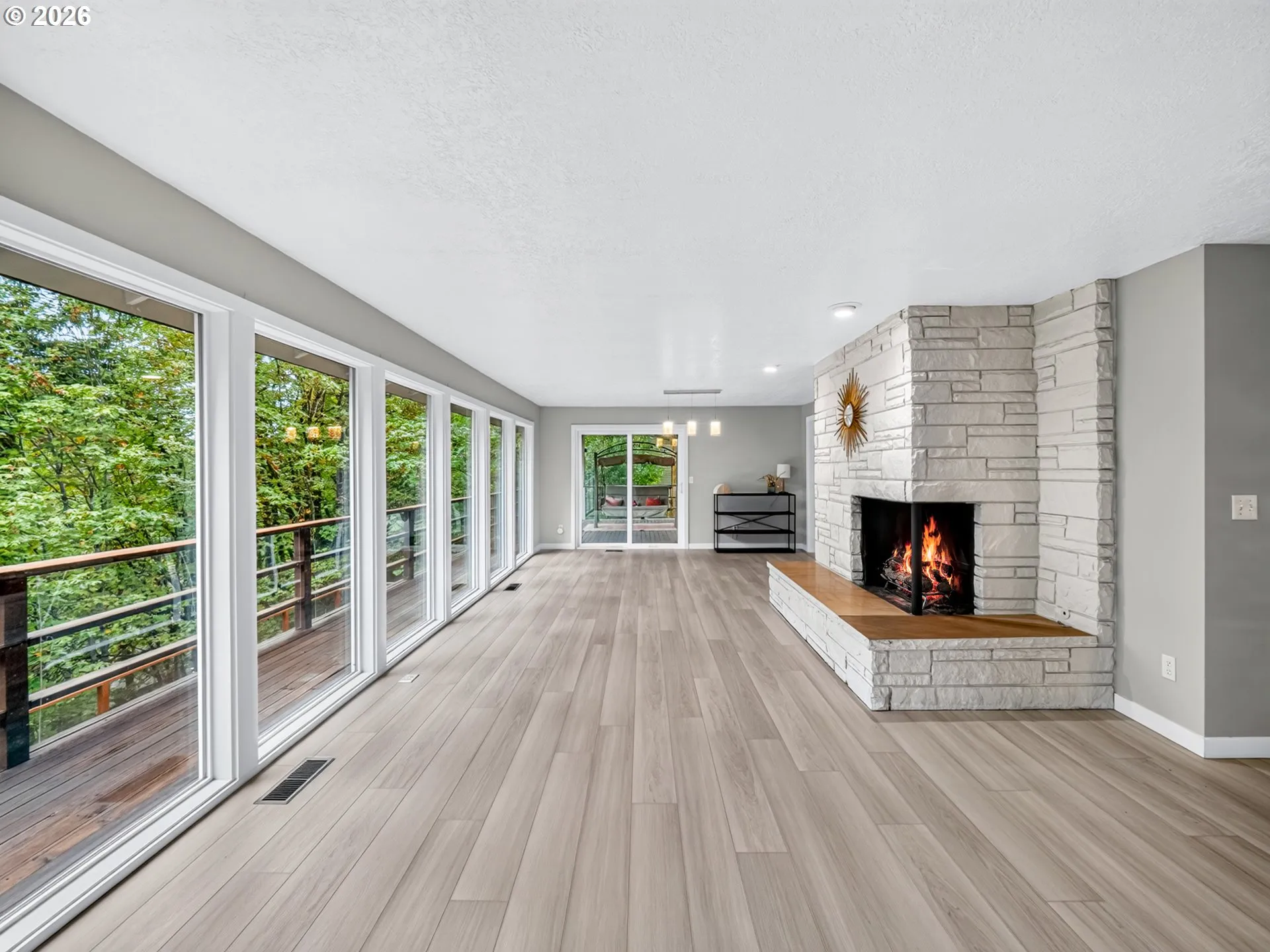 Living Room/Dining Room