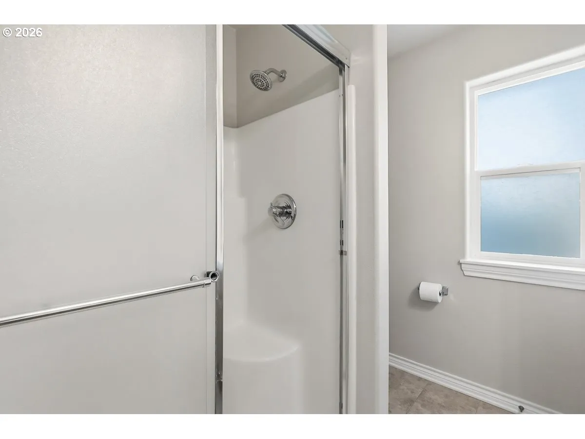 Bathroom, Attached