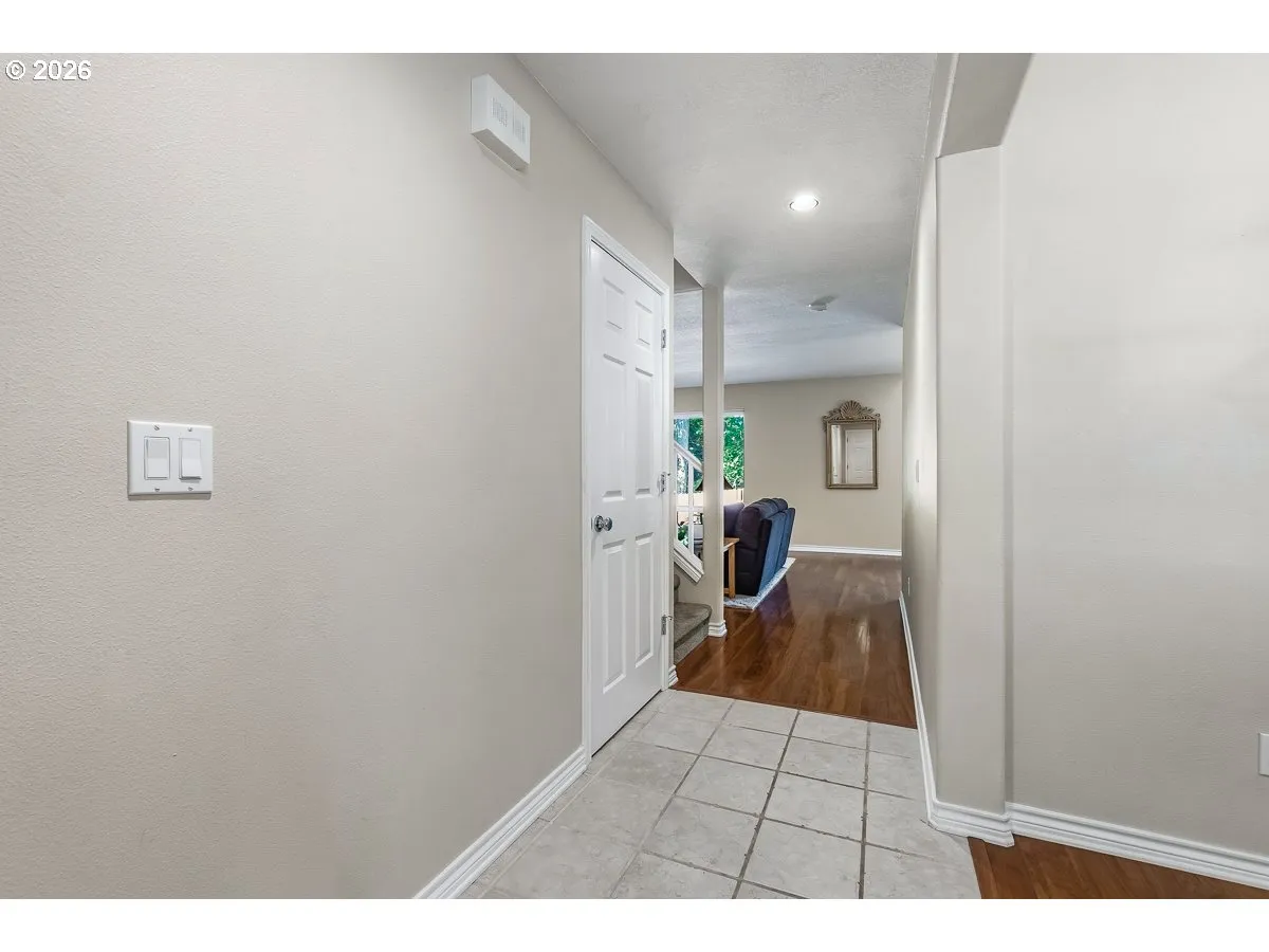 Entrance/Foyer