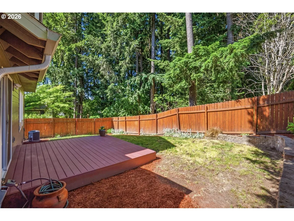 Yard-Fenced