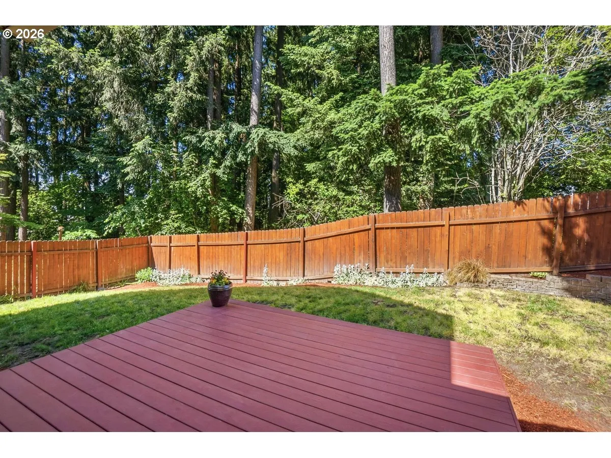 Yard-Back