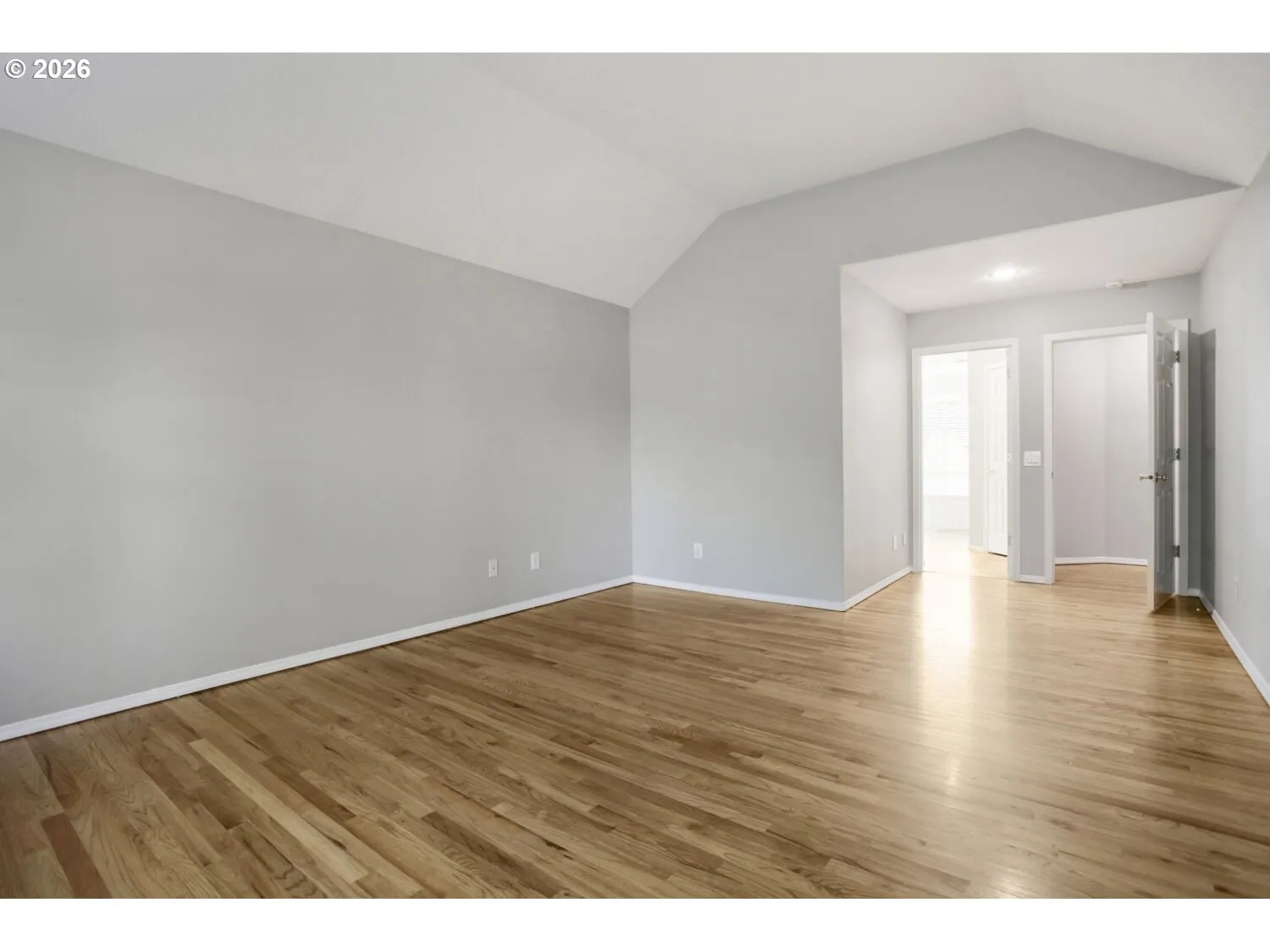 Bedroom, Owner's Suite-Upper