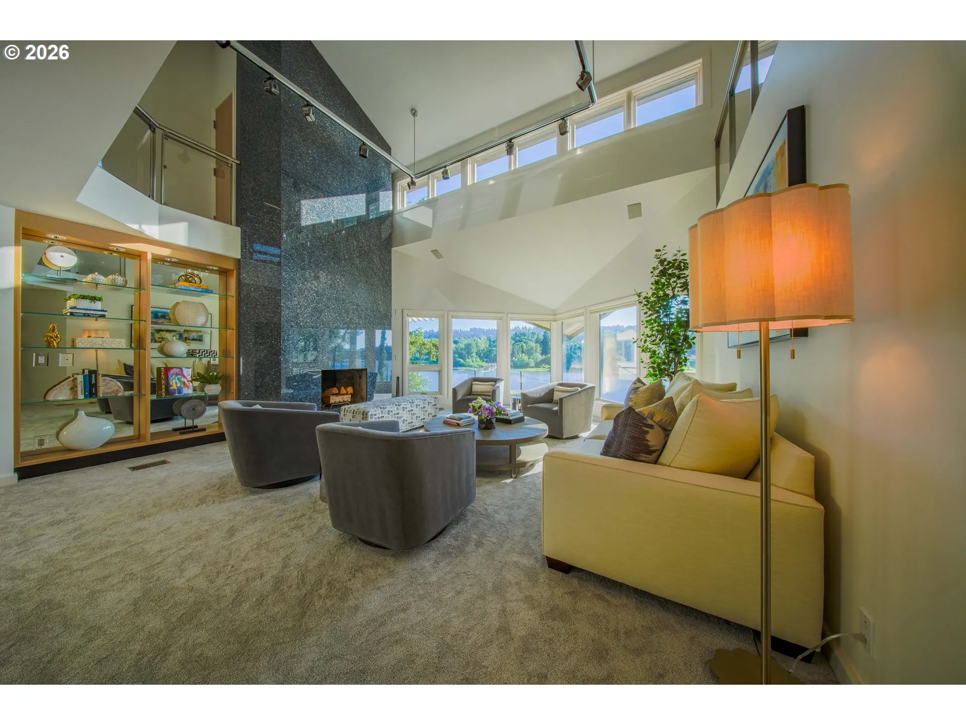 Living Room-Vaulted Ceilings