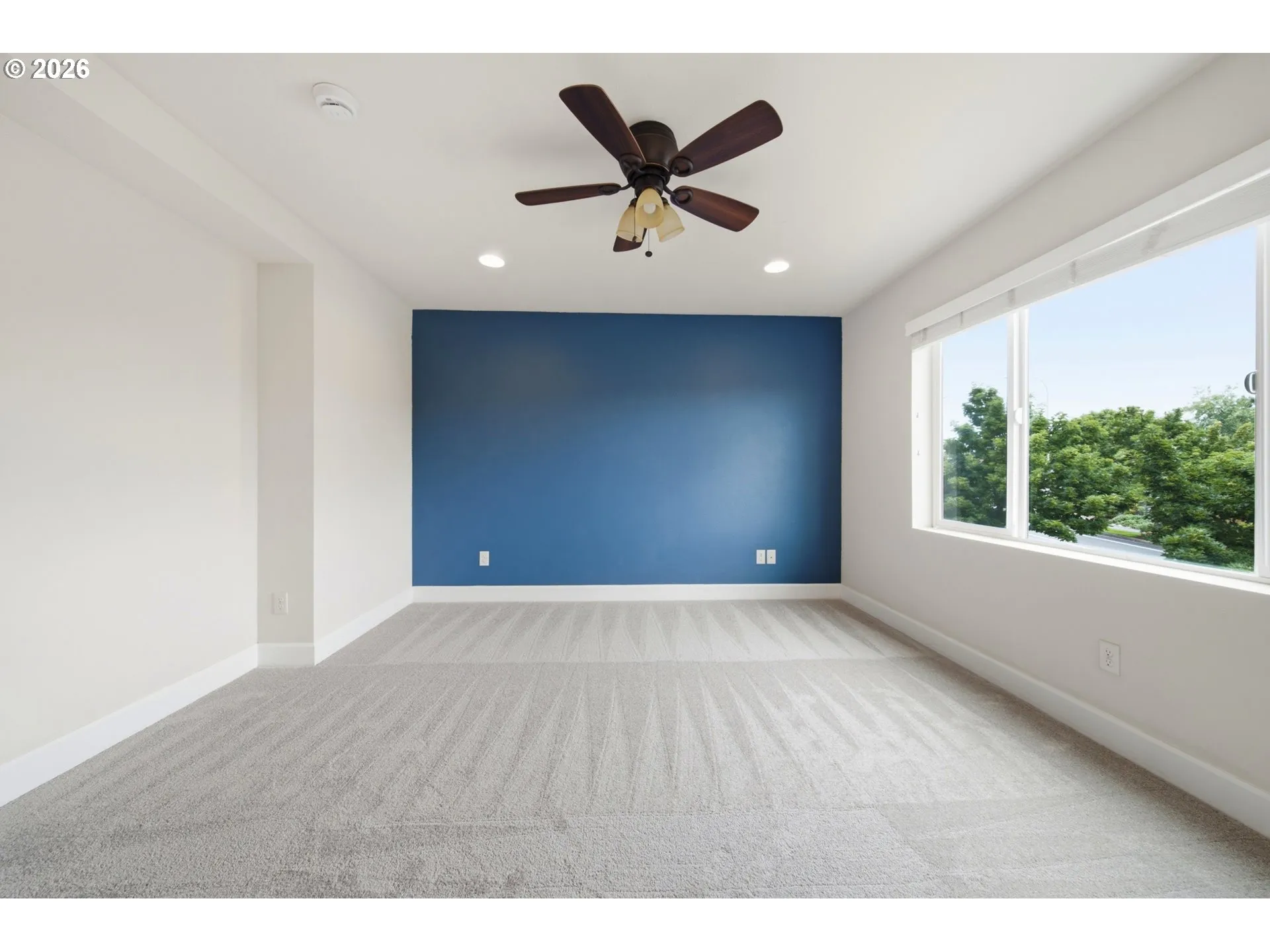 Primary Bedroom-Upper