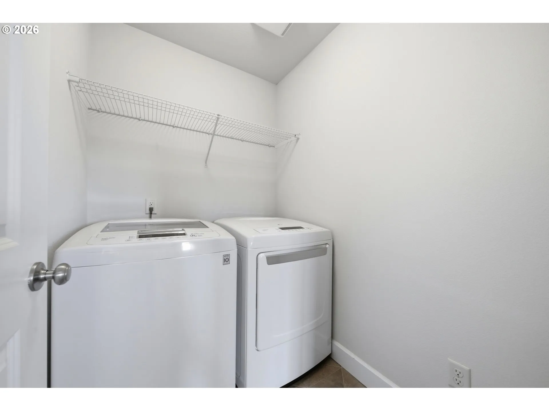Laundry-Upper