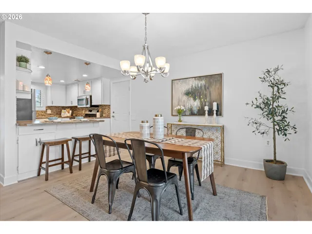 Kitchen/Dining Room