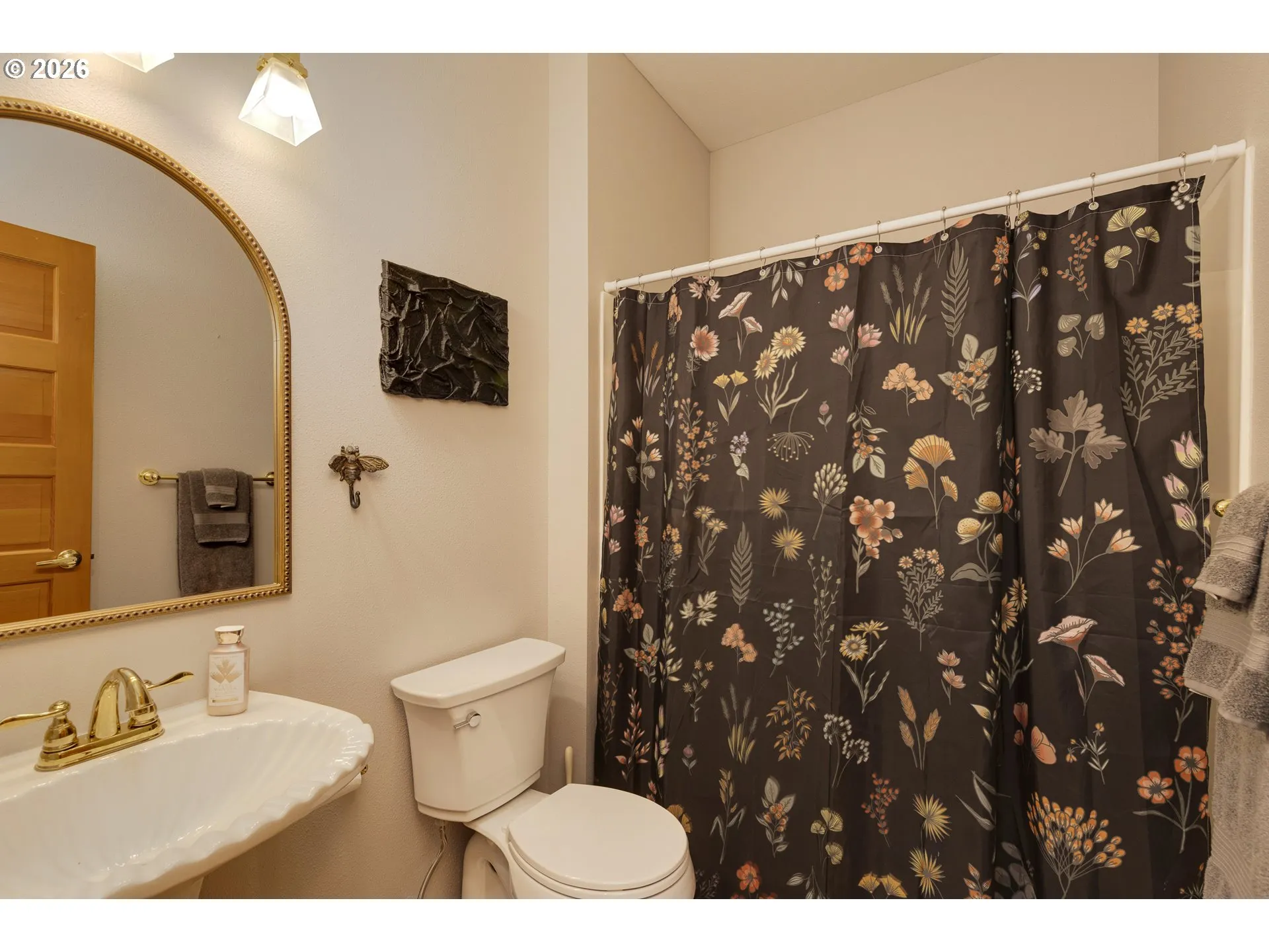 Bathroom-Hall