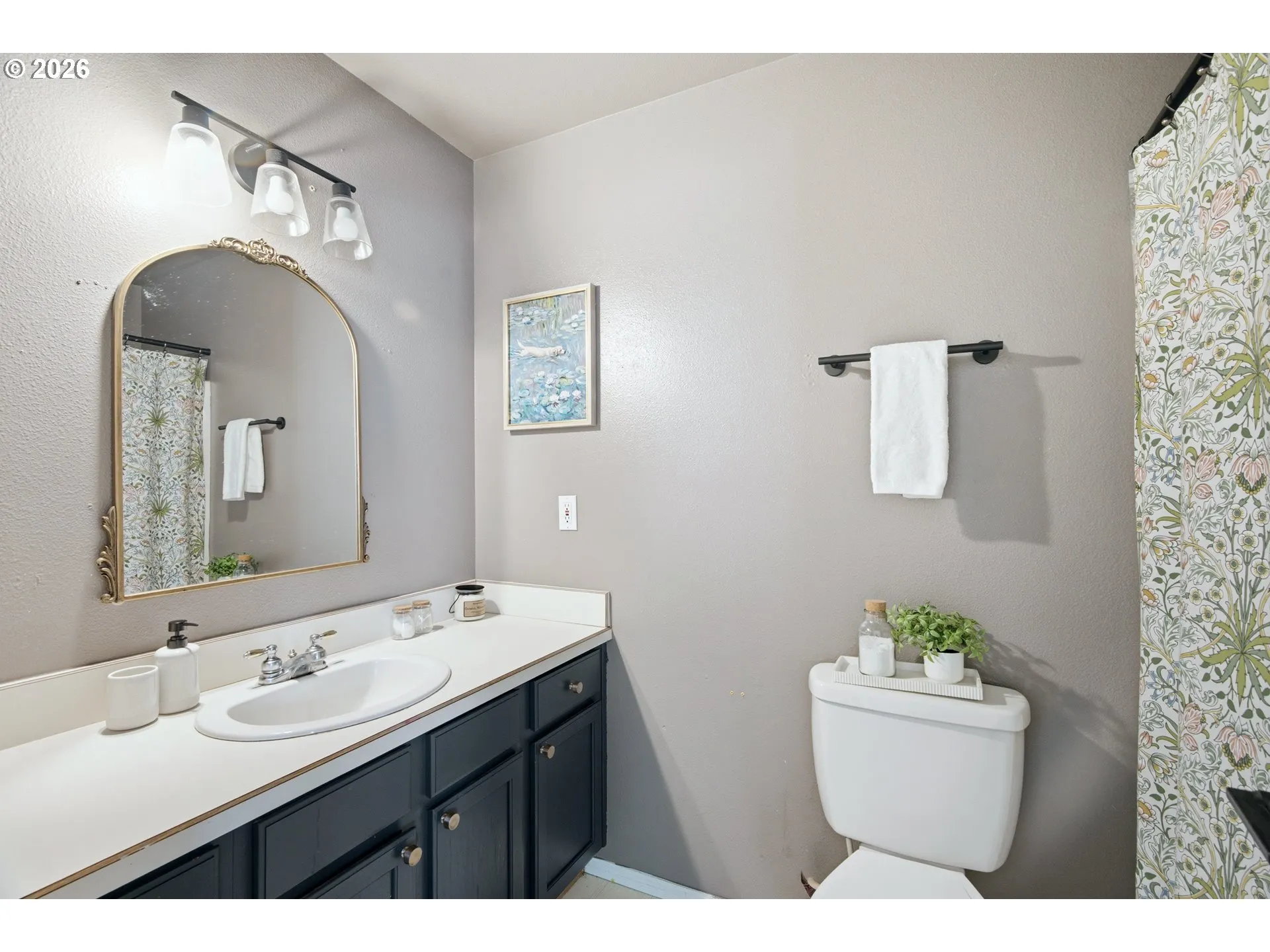 En Suite Bathroom
