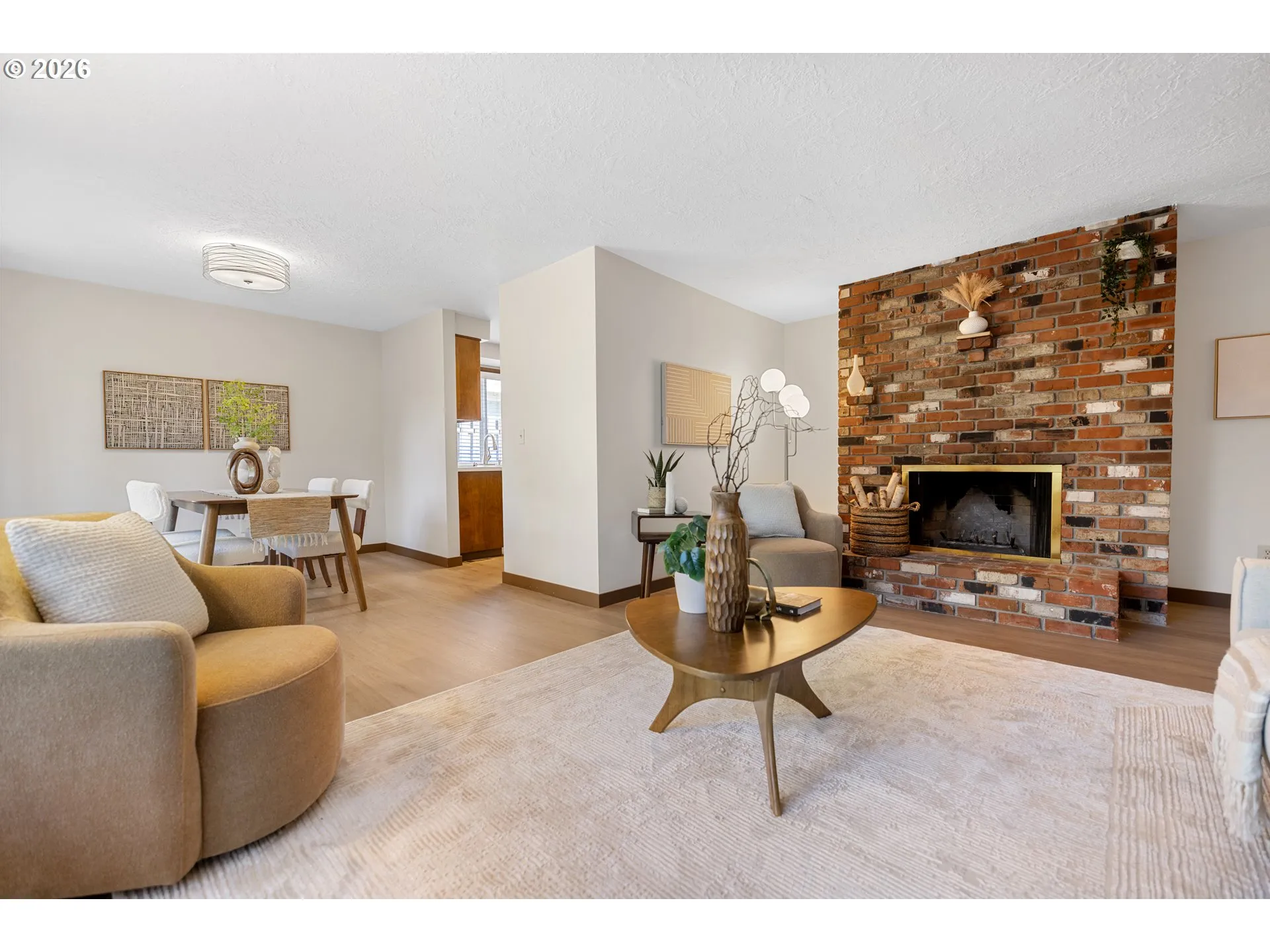 Living Room-Fireplace