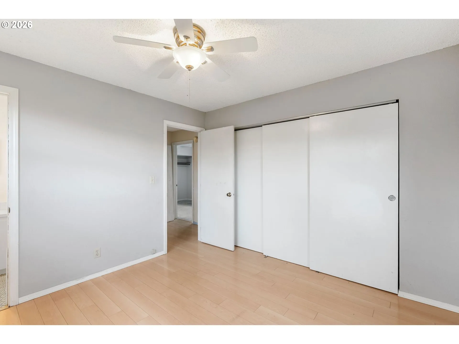 Bedroom, Primary