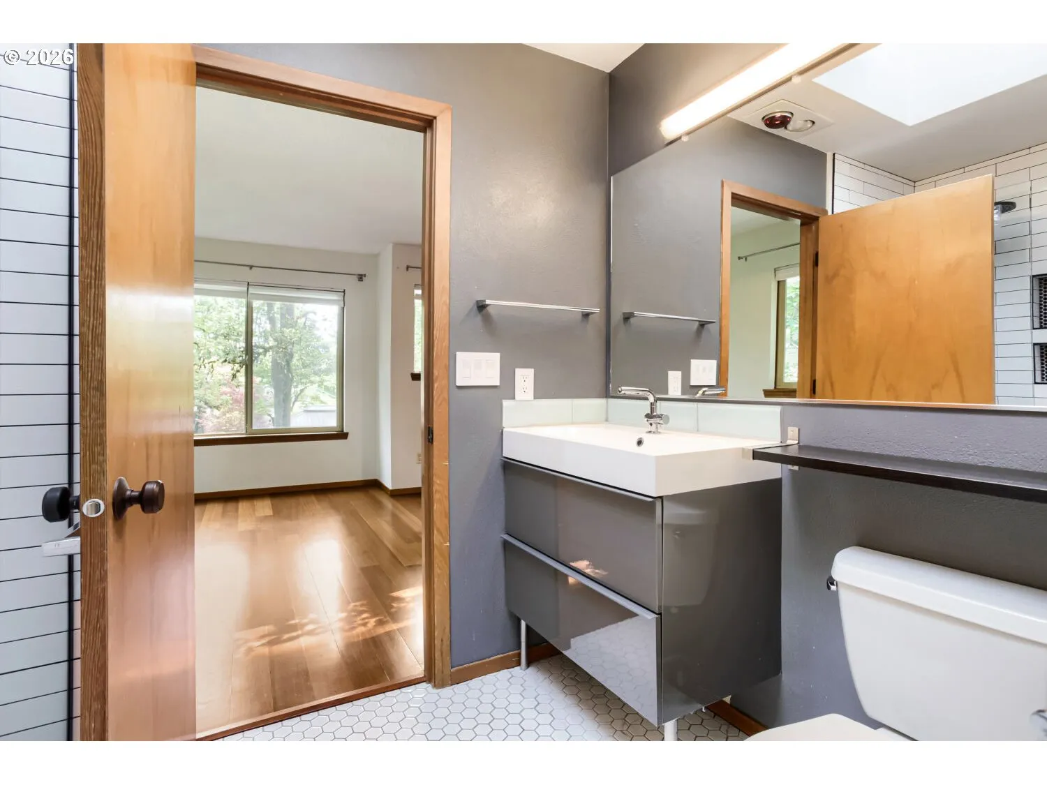 Bathroom-Jack and Jill