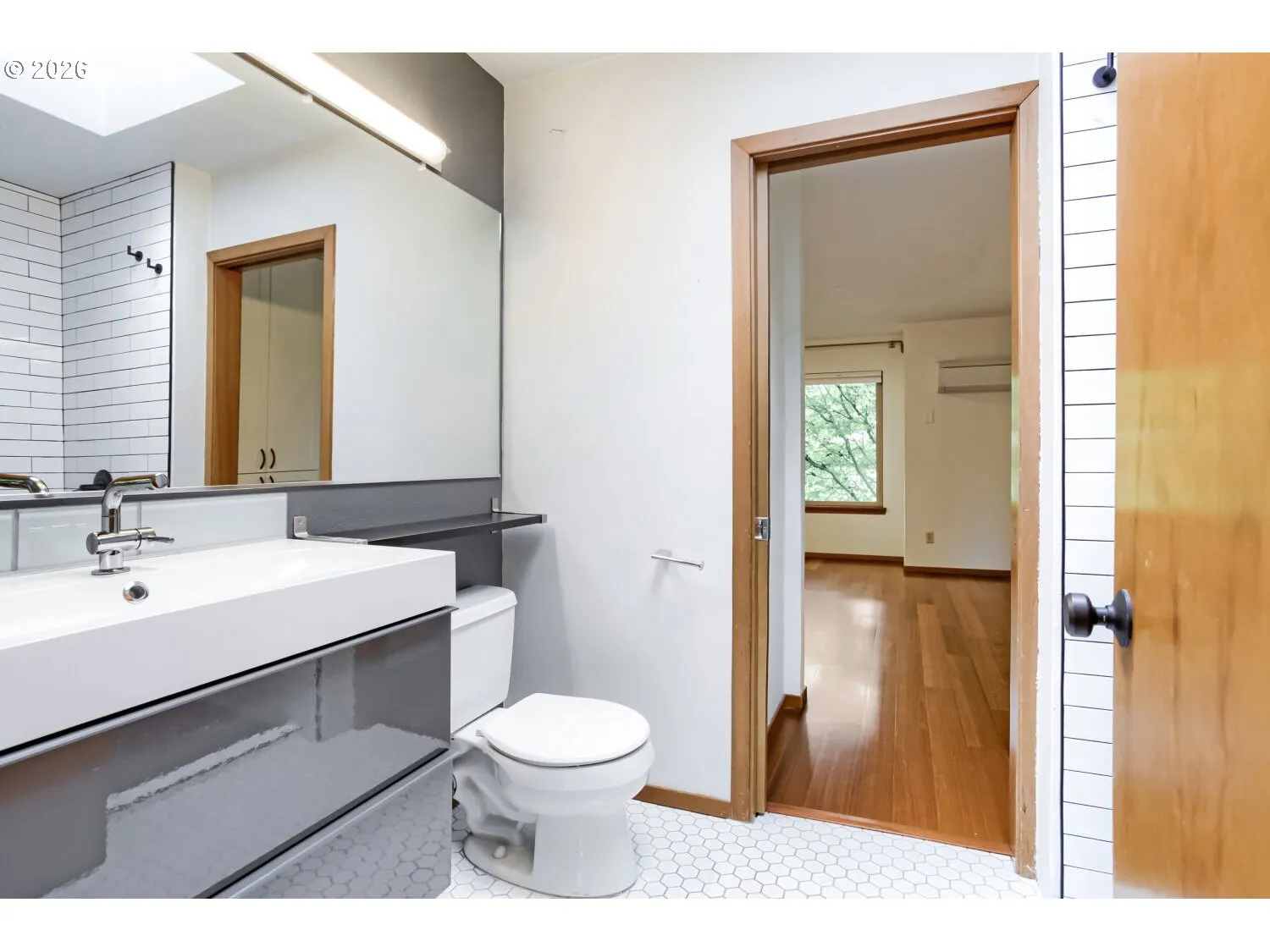 Bathroom-Jack and Jill