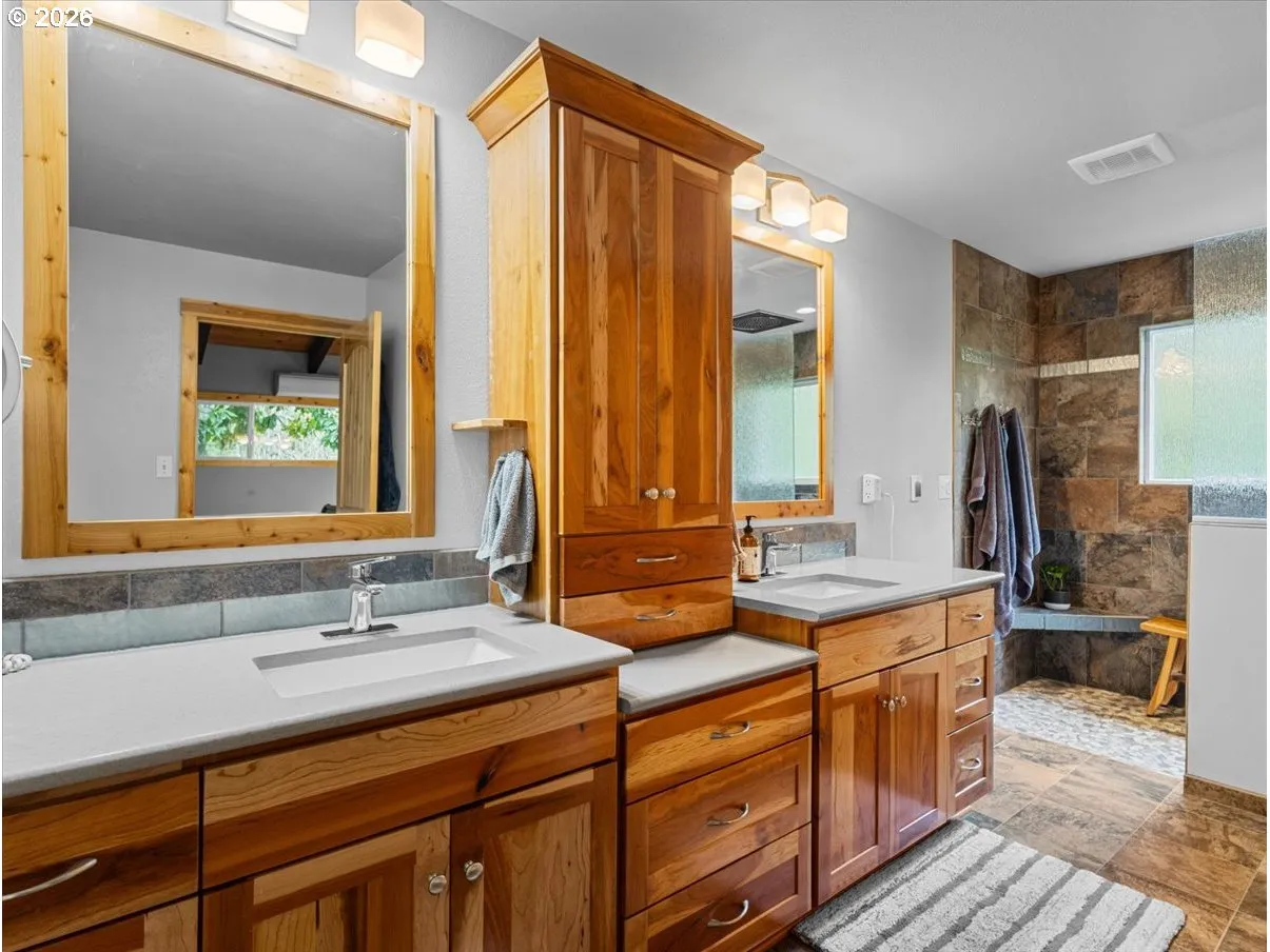 Bathroom, Attached-Double Sinks