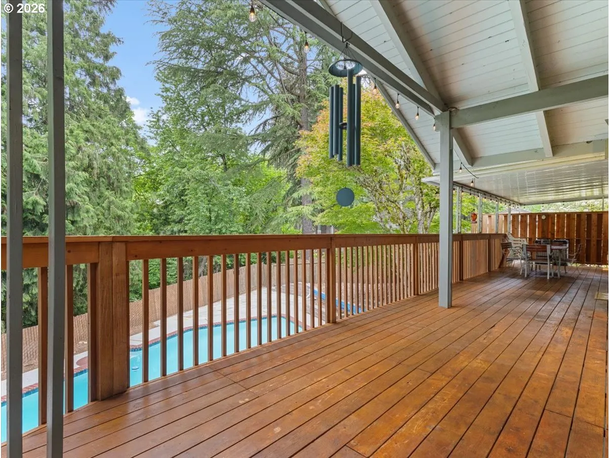 Deck-Main