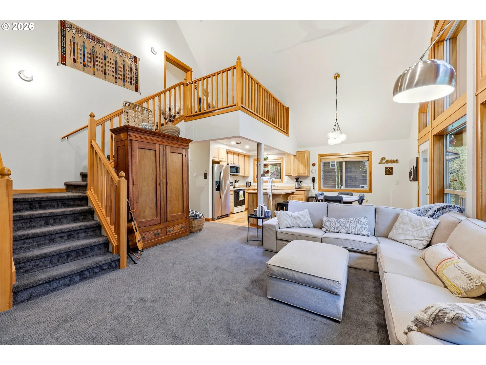 Living Room-Vaulted Ceilings