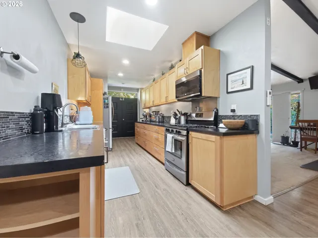 Kitchen-Skylight