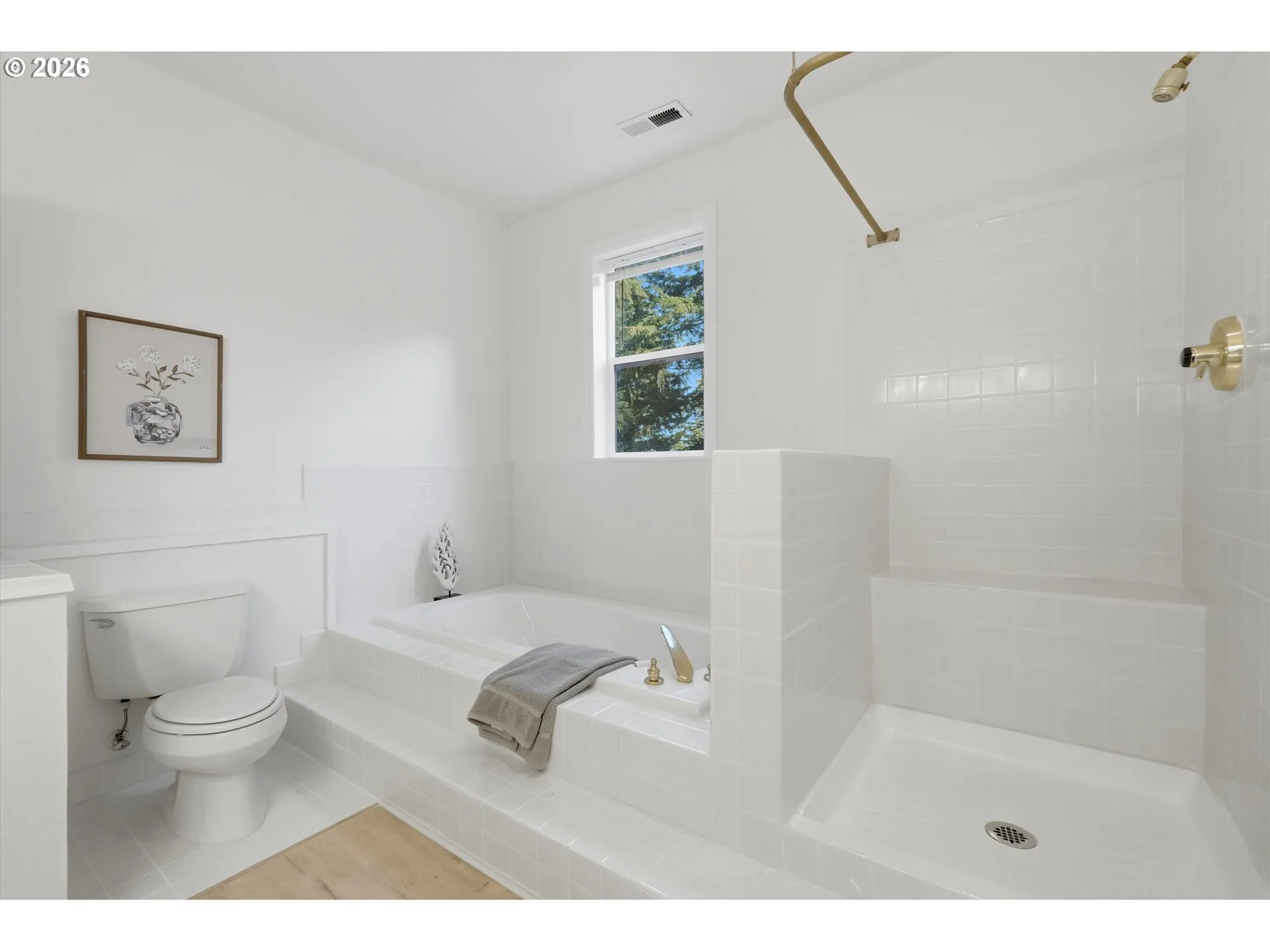 Owner's Suite Bathroom-Full Bathroom
