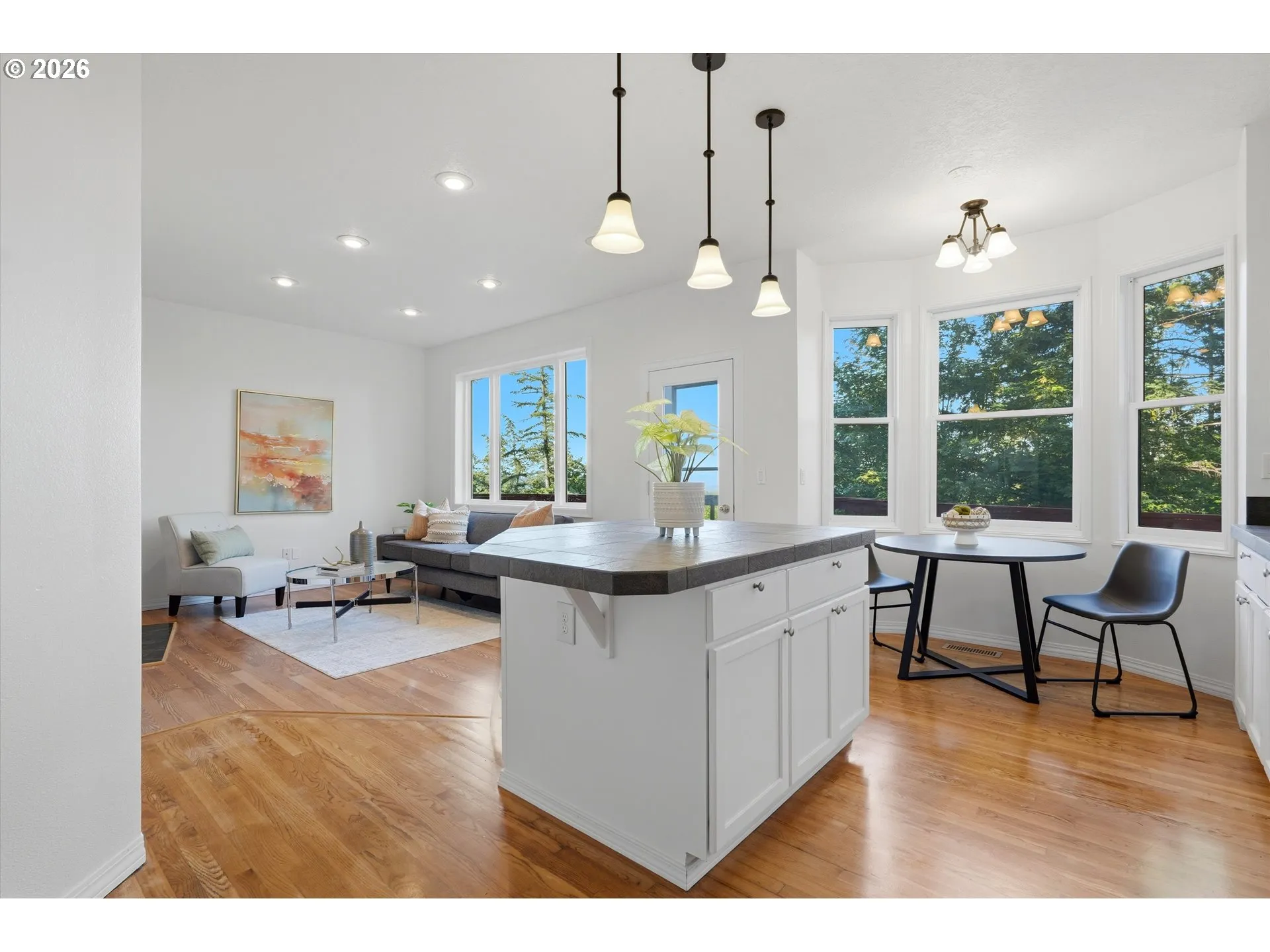 Kitchen-Island