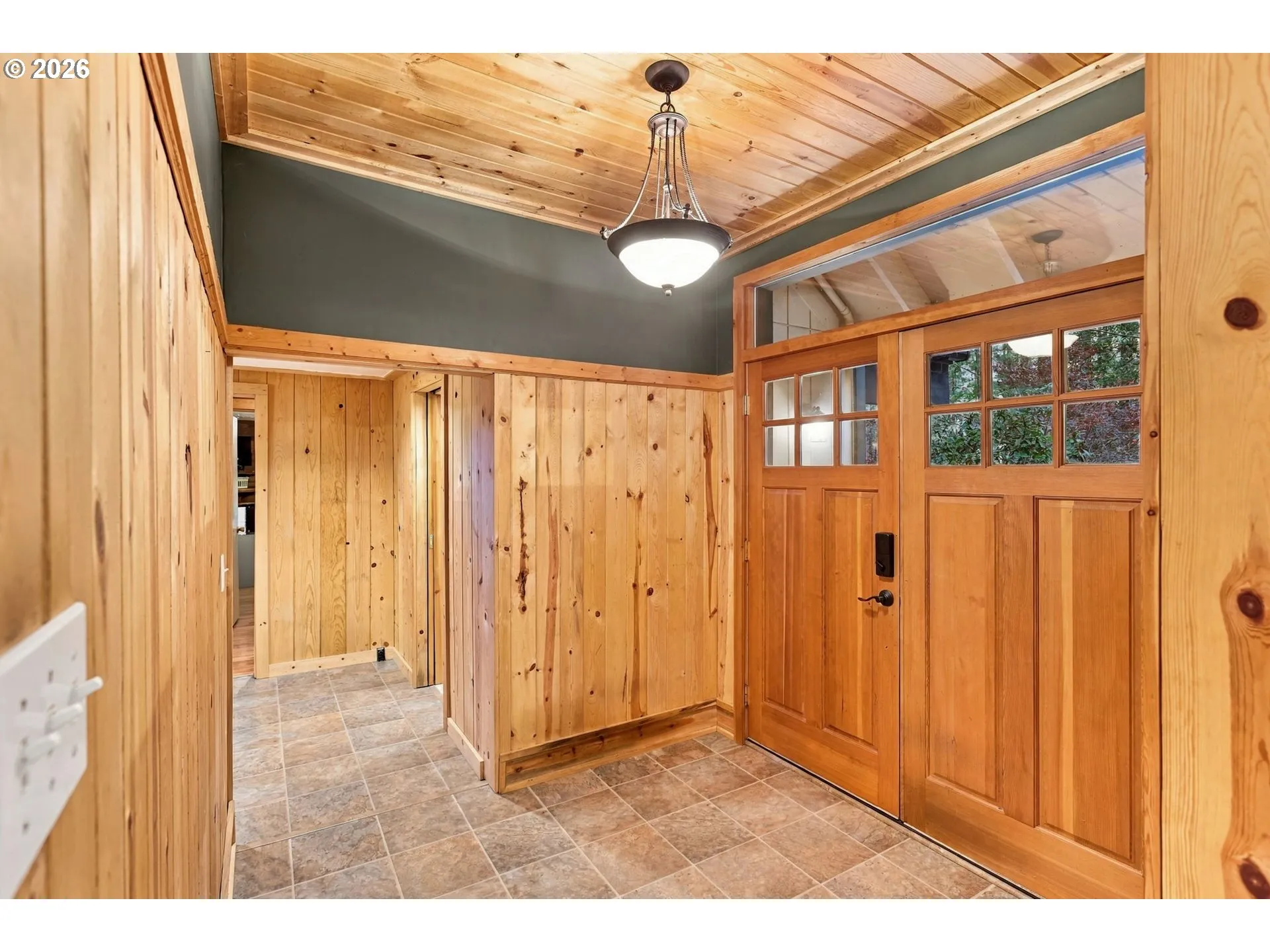 Entrance/Foyer