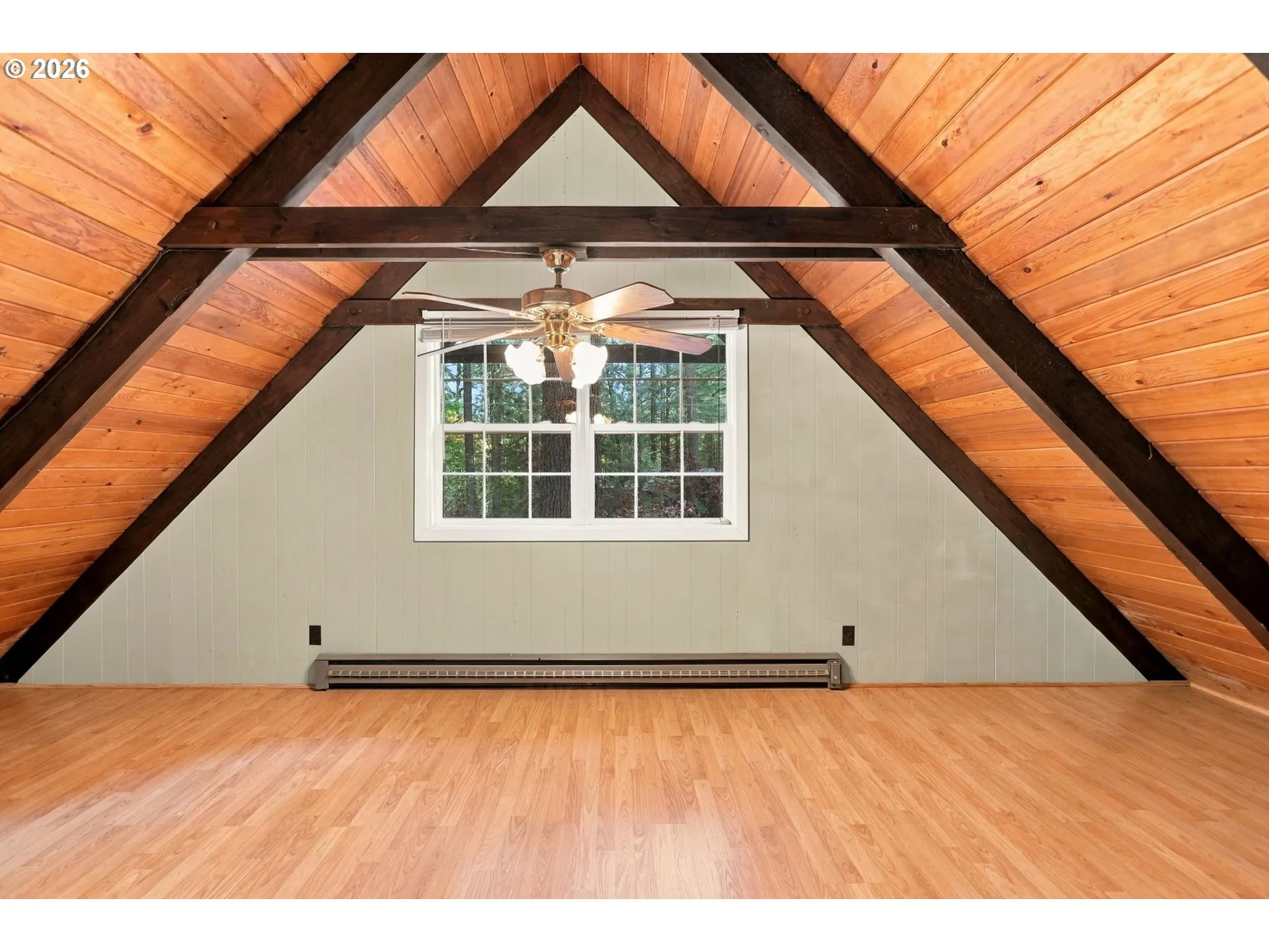 Bedroom-Upper