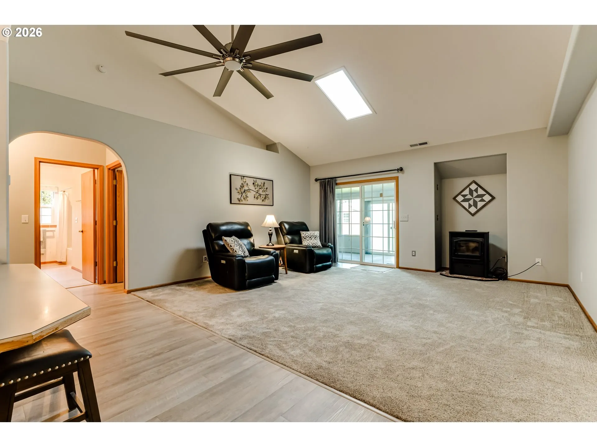 Living Room-Fireplace