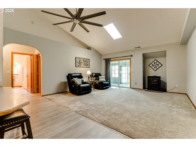 Living Room-Fireplace