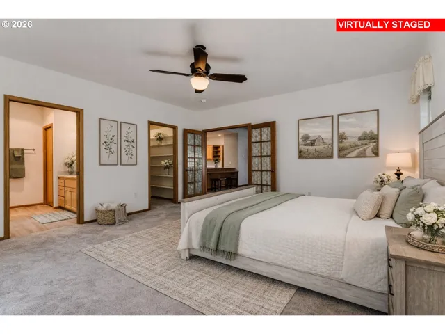 Primary Bedroom-Attached Bathroom