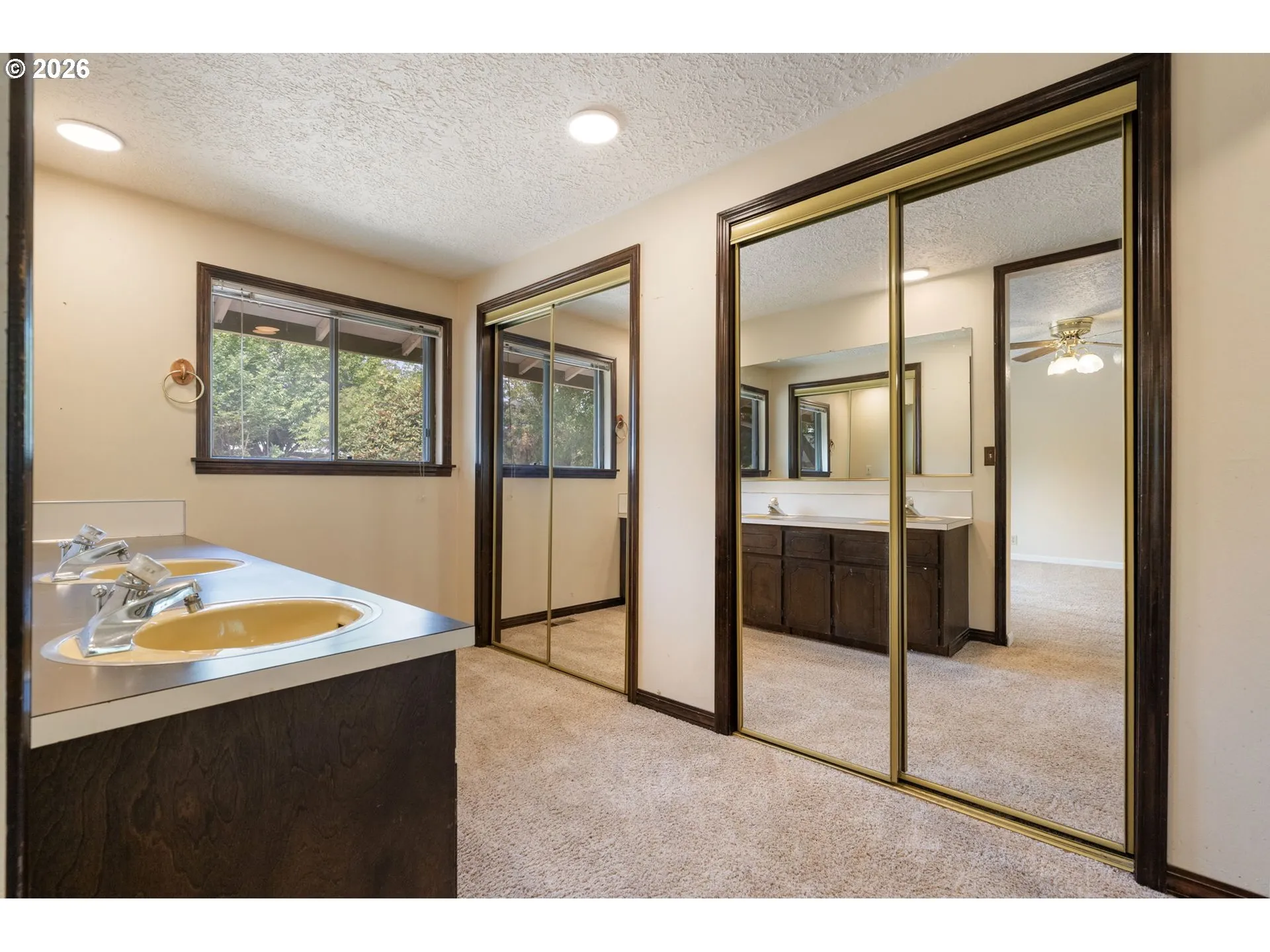 Bedroom, Owner's Suite