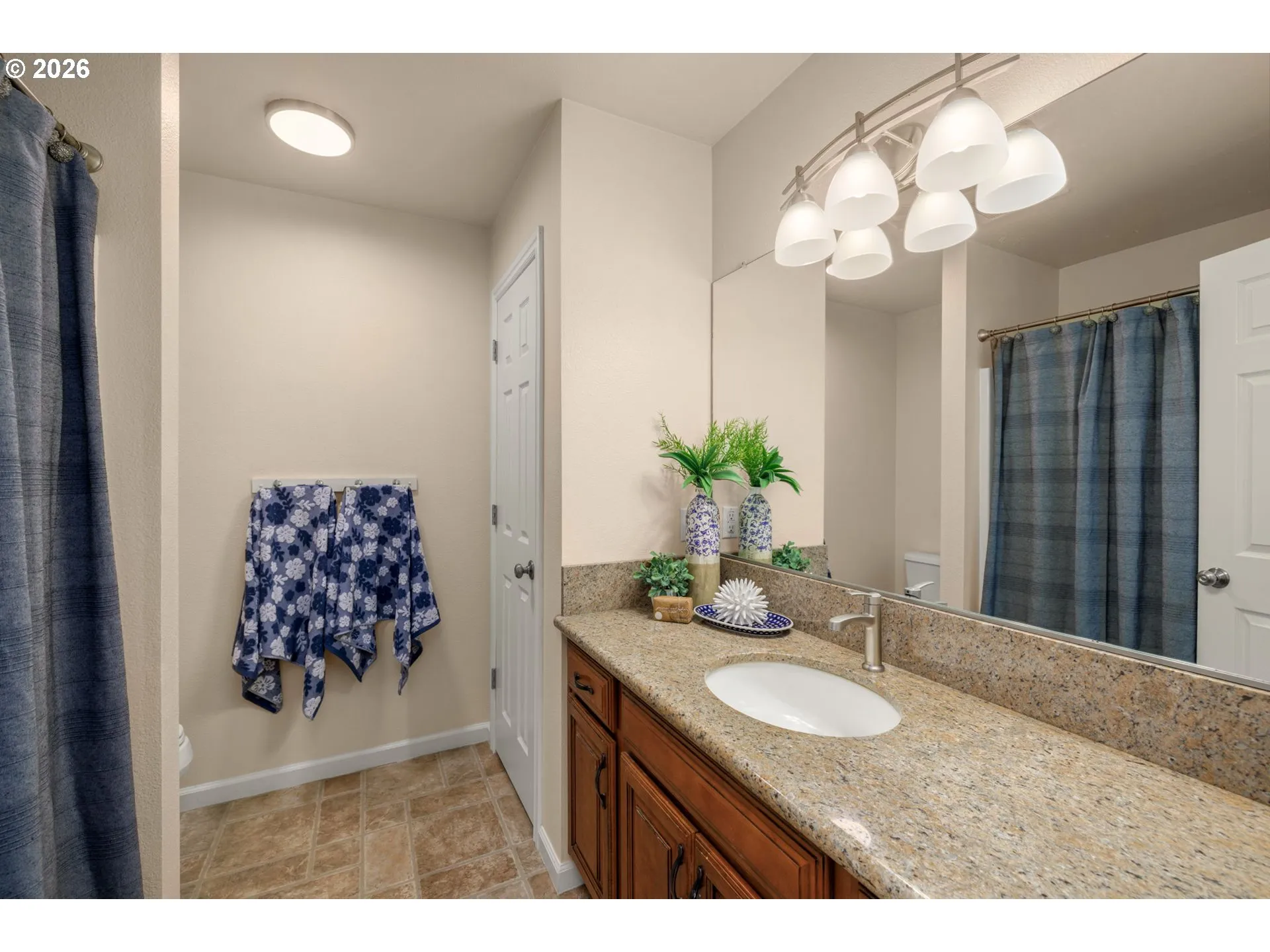 Bathroom-Hall